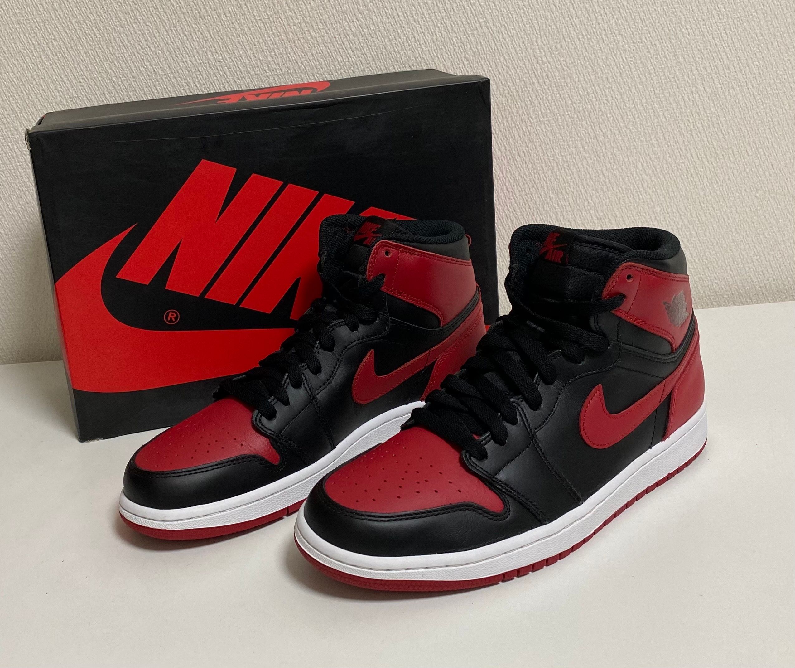 Nike Air Jordan 1 Retro High OG "Bred" (2013)