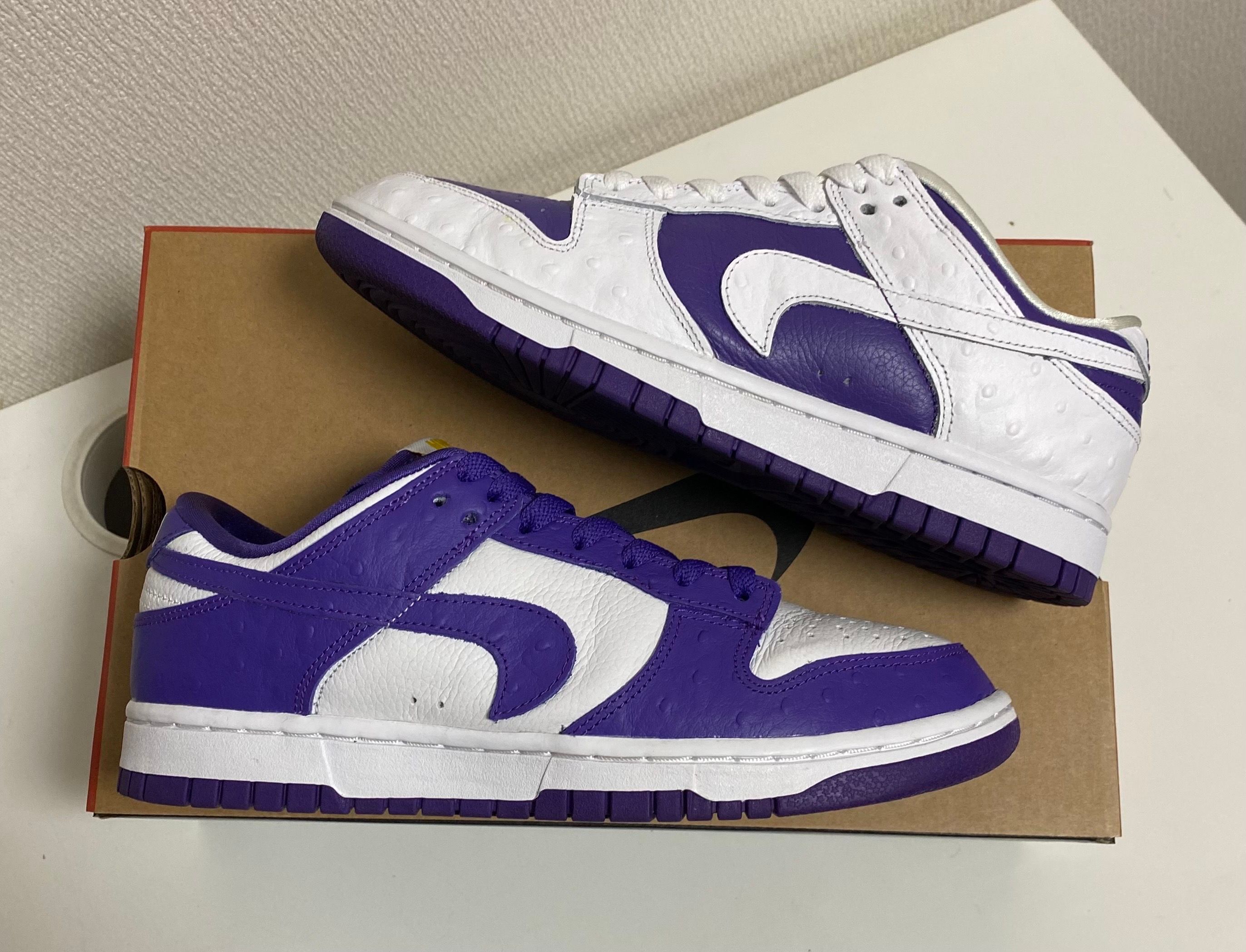 Nike Women's Dunk Low "Made You Look"