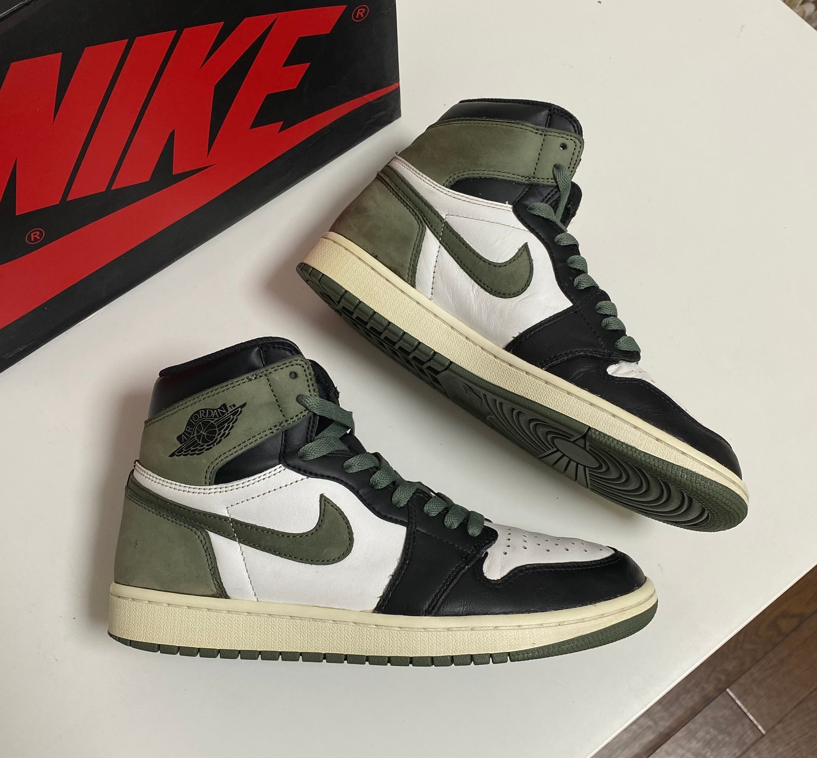 Nike Air Jordan 1 Retro High "Clay Green"