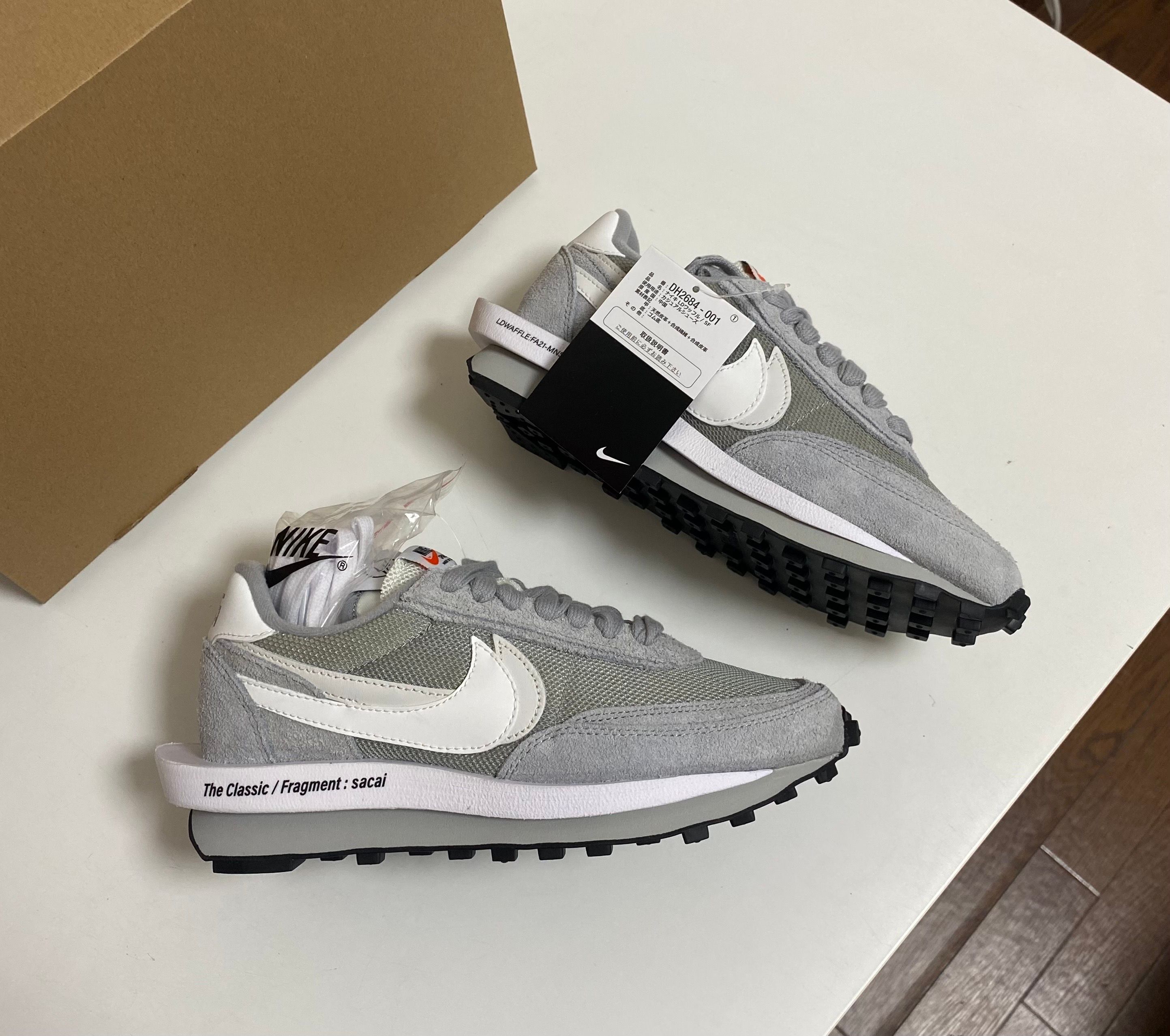 Fragment × sacai × Nike LD Waffle "Light Smoke Grey"