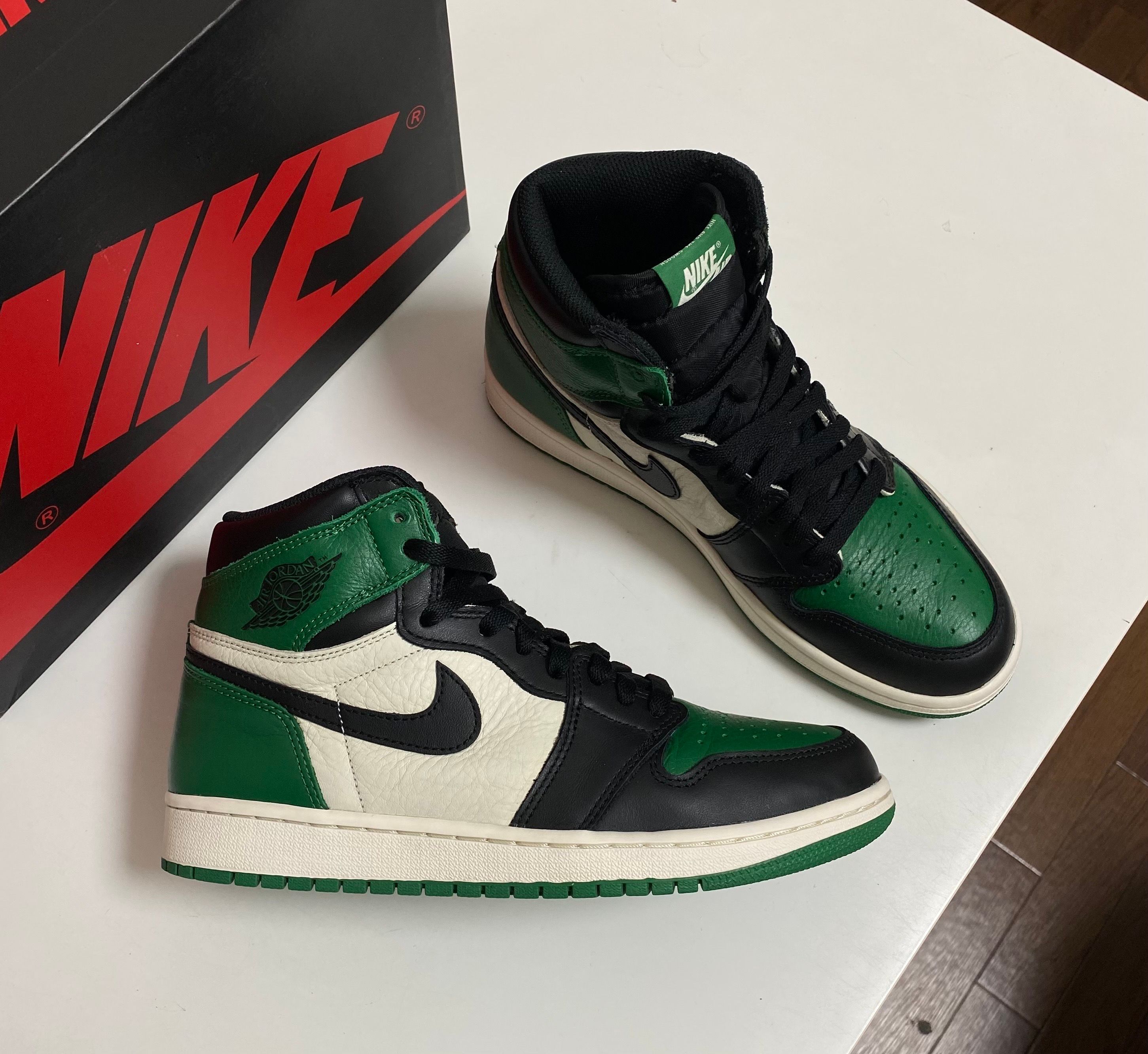 Nike Air Jordan 1 Retro High OG "Pine Green"(2018)