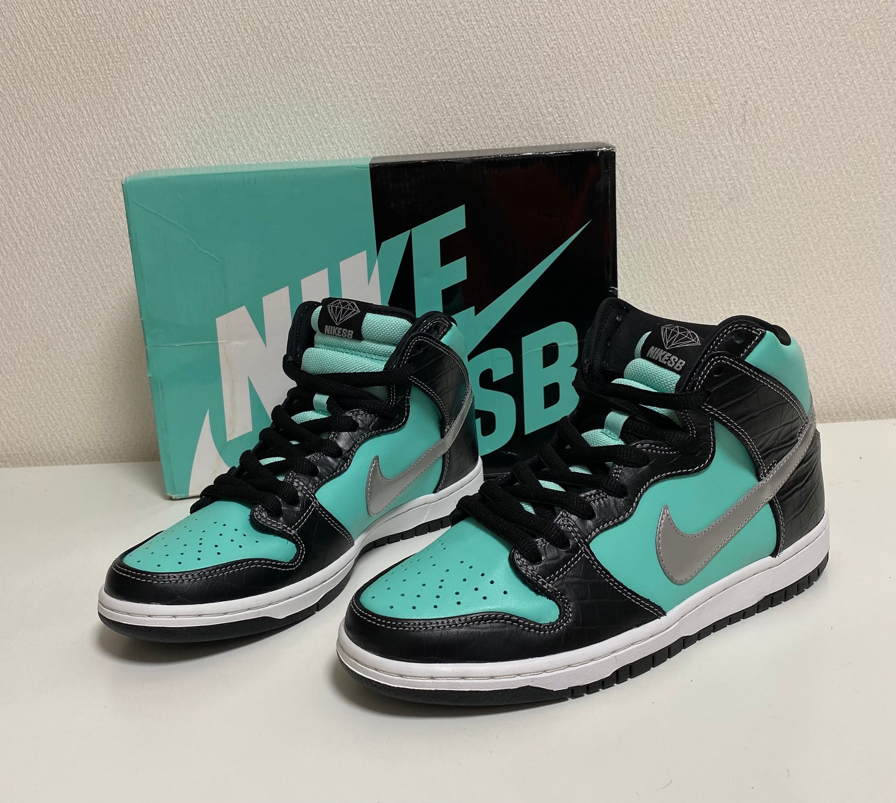 Diamond Supply × Nike SB Dunk High "Tiffany"