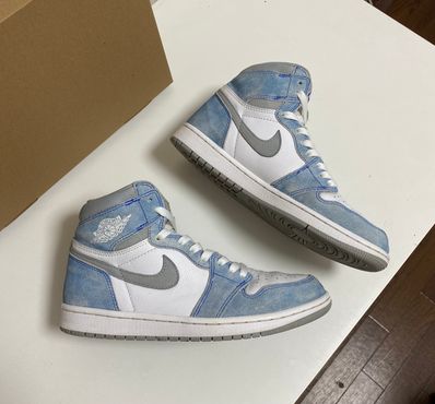 Nike Air Jordan 1 High OG "Hyper Royal"