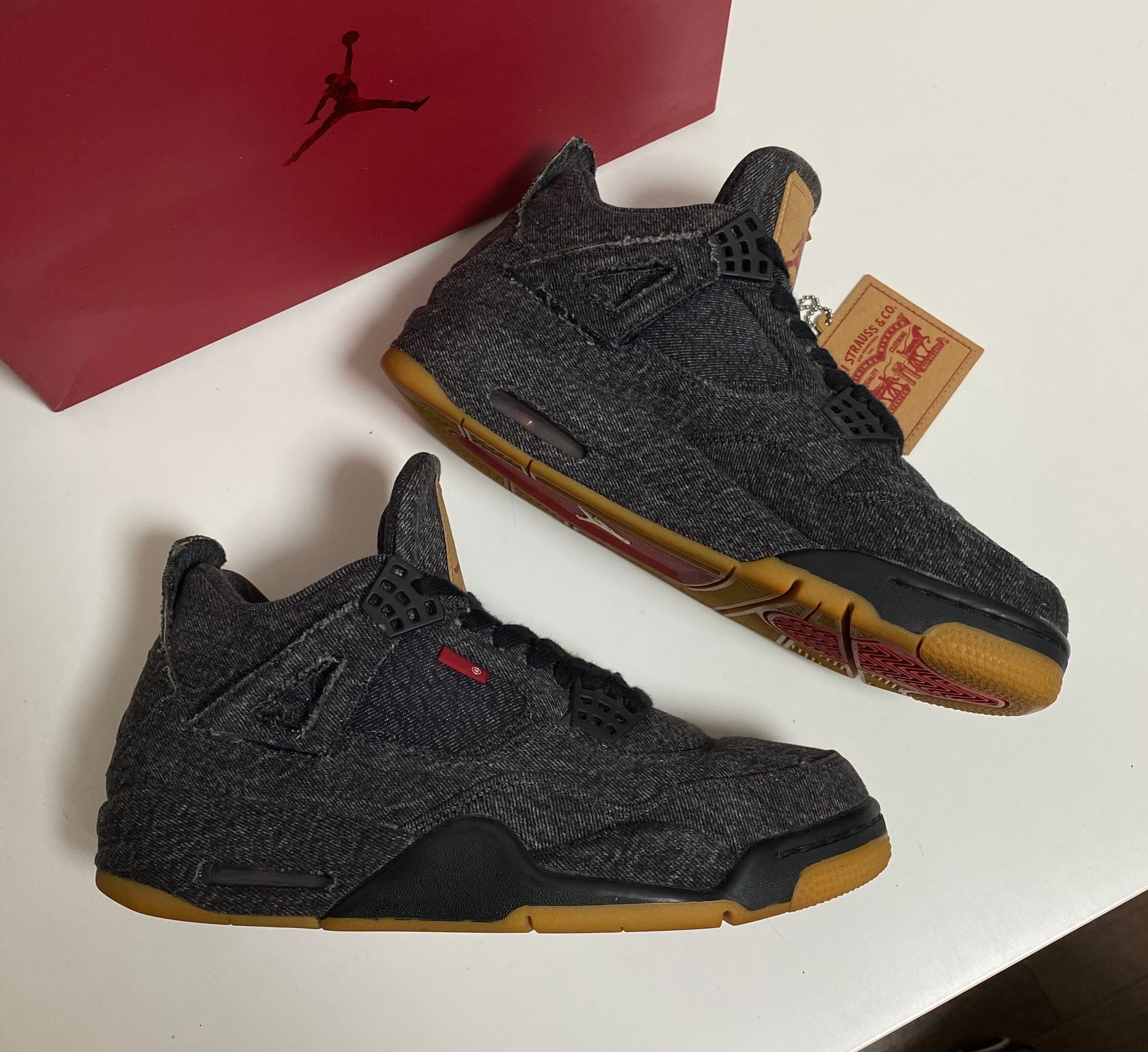 Nike × Levi's Air Jordan 4 "Black Denim" (Tag: ®)