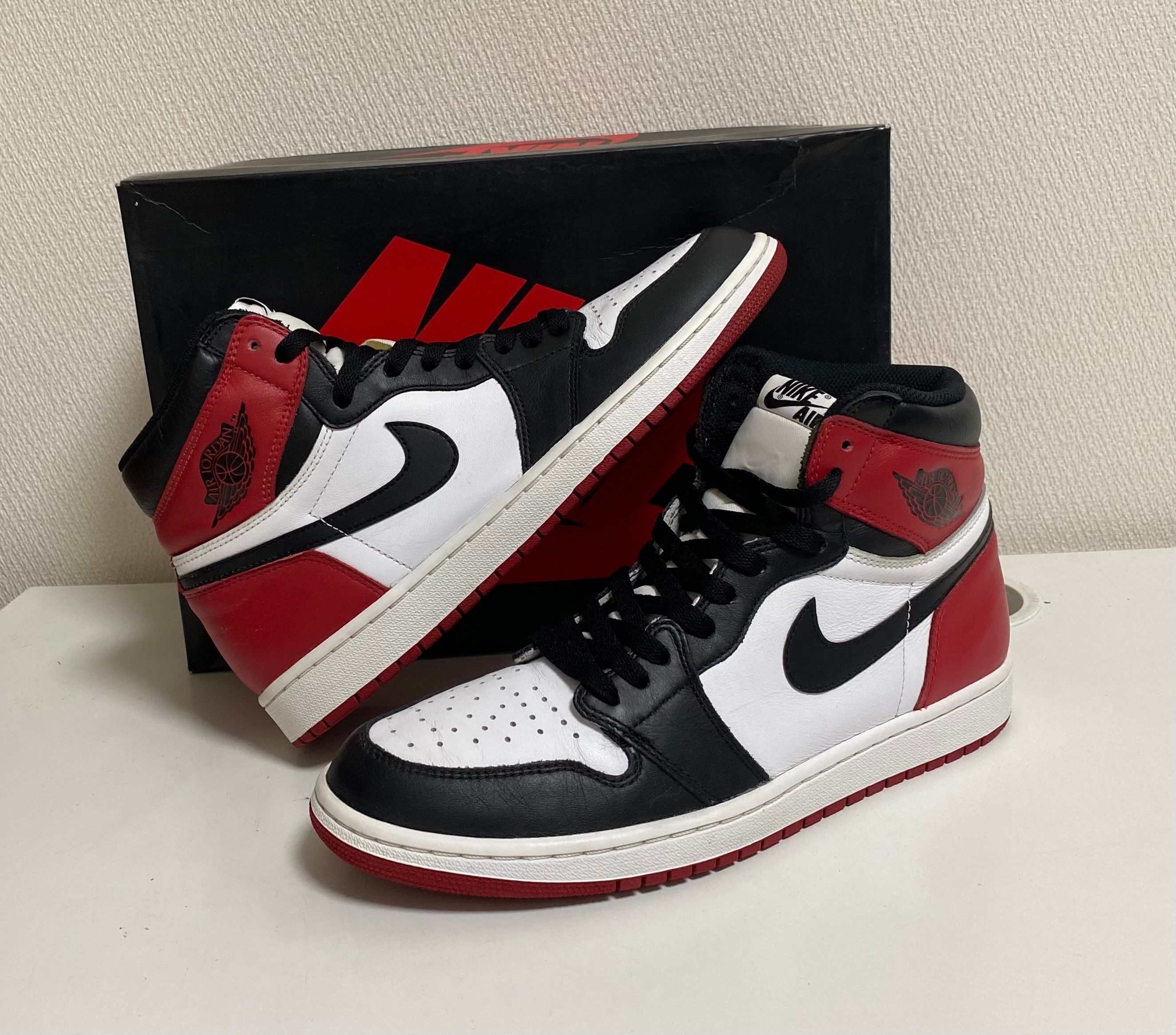 Nike Air Jordan 1 Retro High OG "Black Toe"(2016)