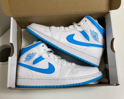 Nike Women's Air Jordan 1 Mid "UNC"