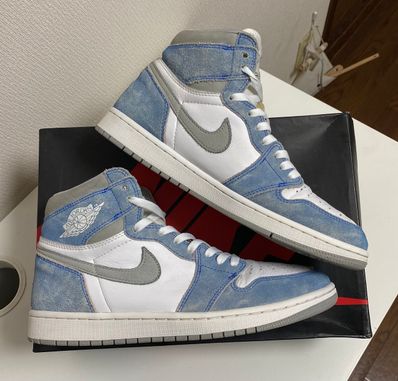 Nike Air Jordan 1 High OG "Hyper Royal"