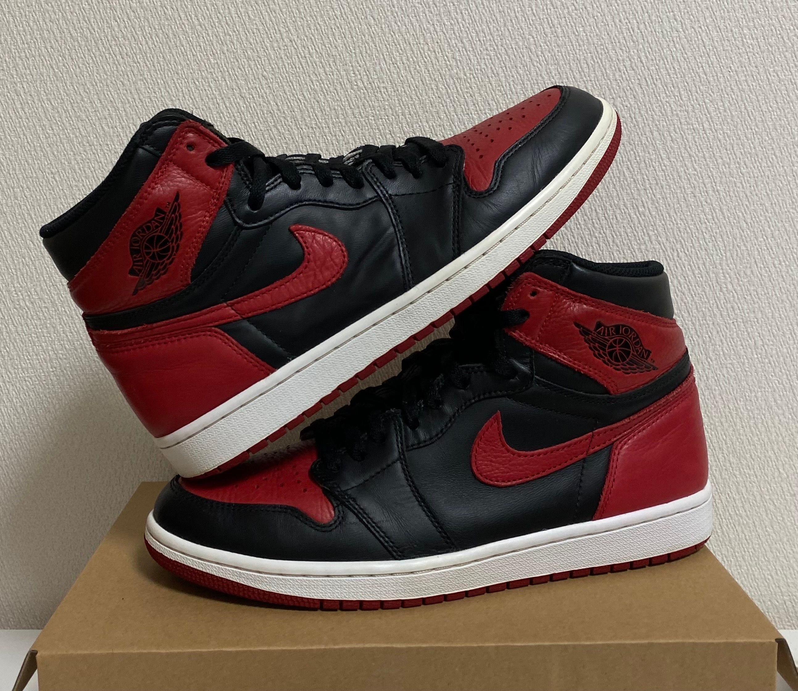 Nike Air Jordan 1 Retro High OG "Bred/Banned" (2016)