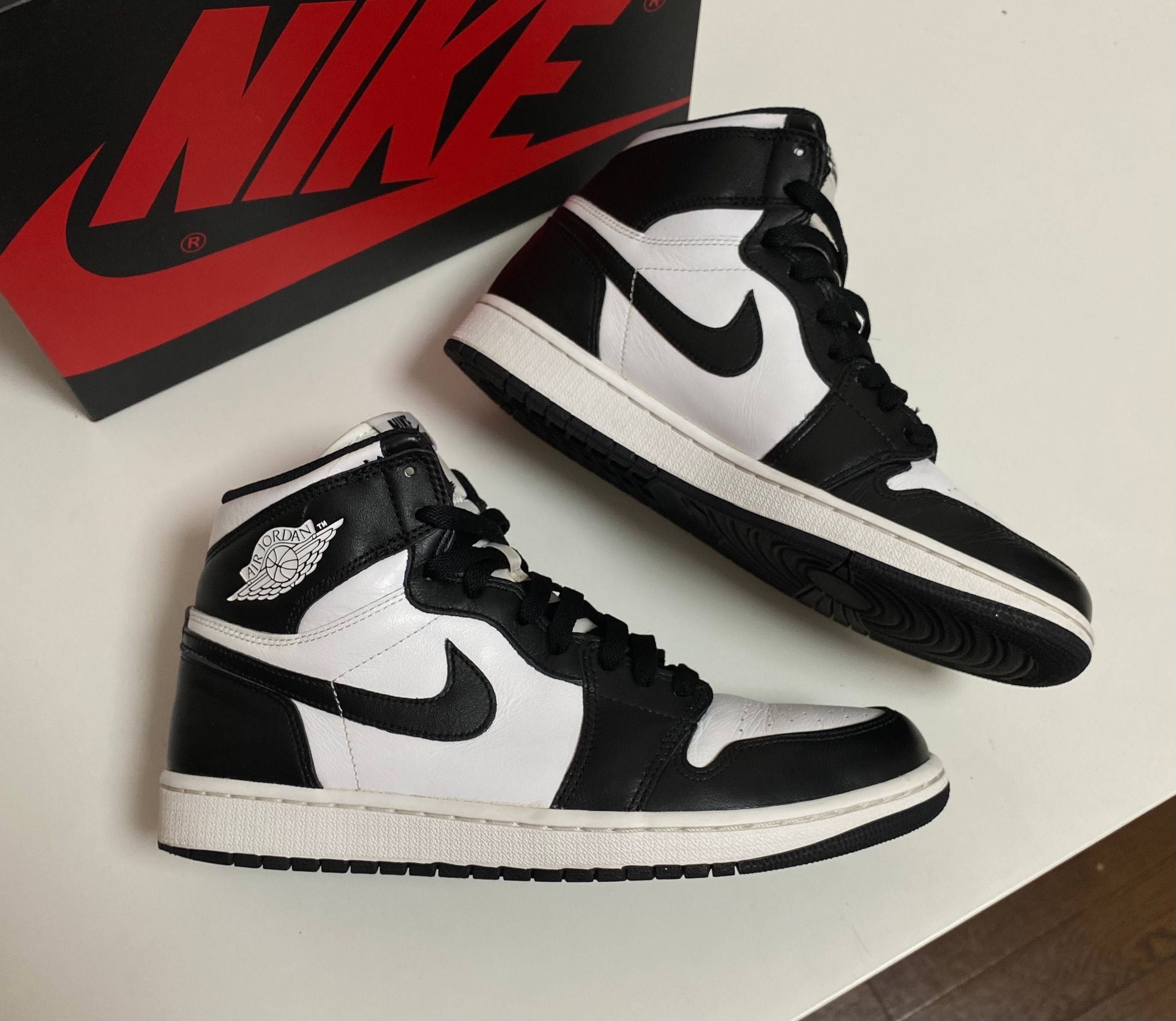 Nike Air Jordan 1 Retro High OG "Black/White" (2014)