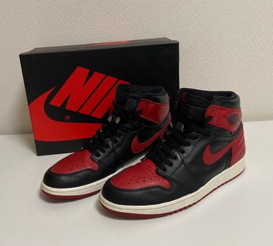 Nike Air Jordan 1 Retro High OG "Bred/Banned" (2016)