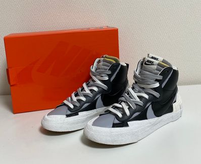 sacai × NIKE BLAZER MID "BLACK/WOLF GREY/WHITE"