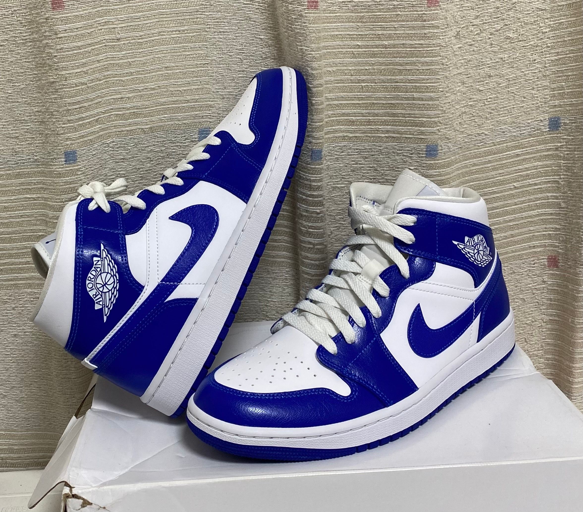 Nike Women's Air Jordan 1 Mid "Kentucky Blue"