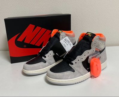 Nike Air Jordan 1 RETRO High OG "Hyper Crimson"