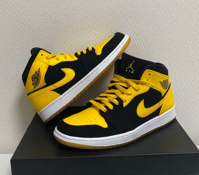 Nike Air Jordan 1 Retro Mid