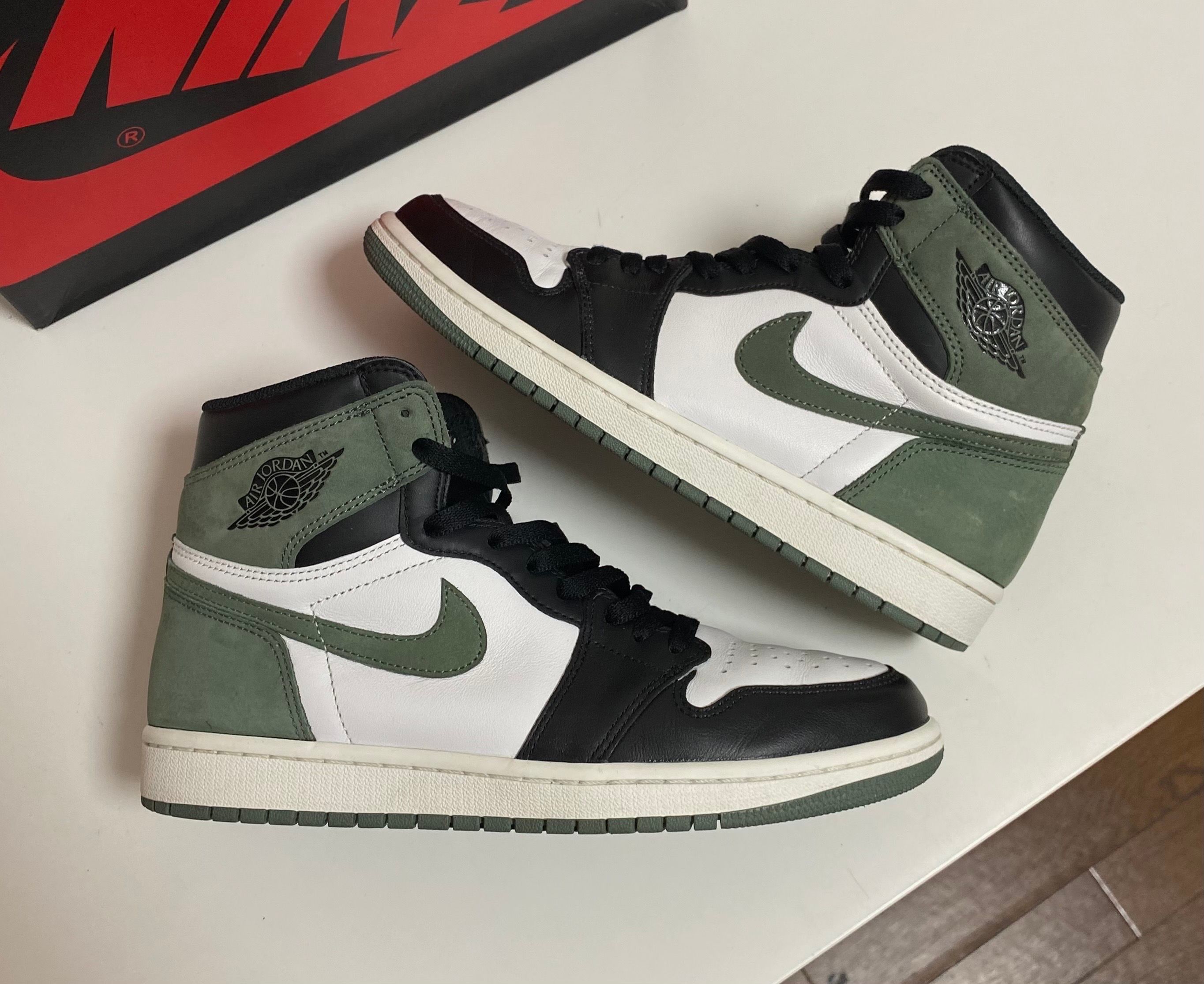 Nike Air Jordan 1 Retro High "Clay Green"