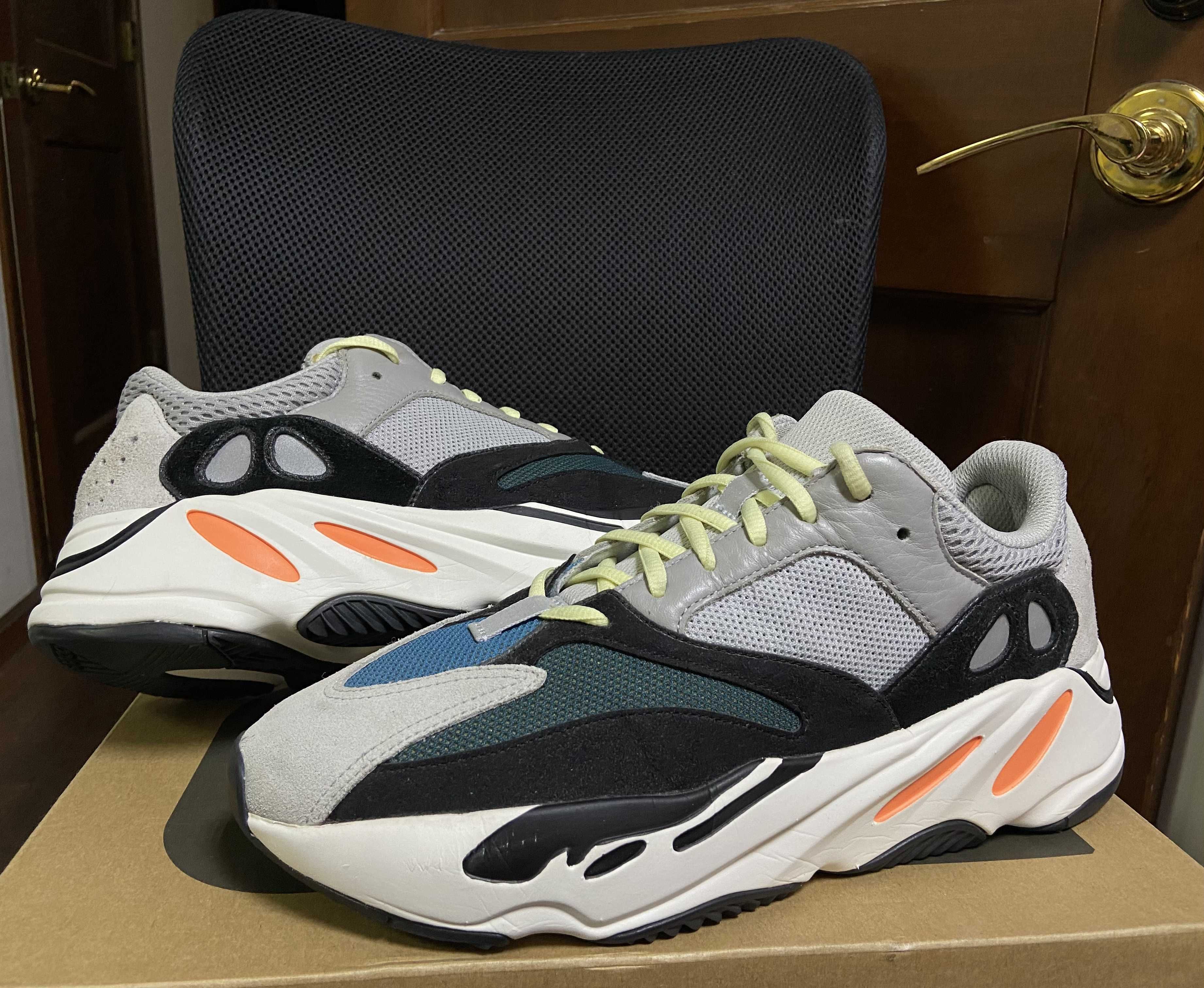 adidas YEEZY Boost 700 "Wave Runner"