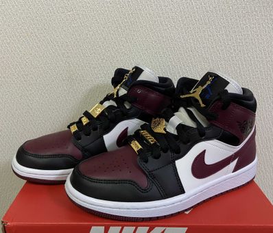 NIKE Women's AIR JORDAN 1 MID "DARK BEETROOT"