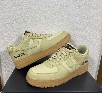 Nike Air Force 1 Low Gore-Tex "Team Gold"