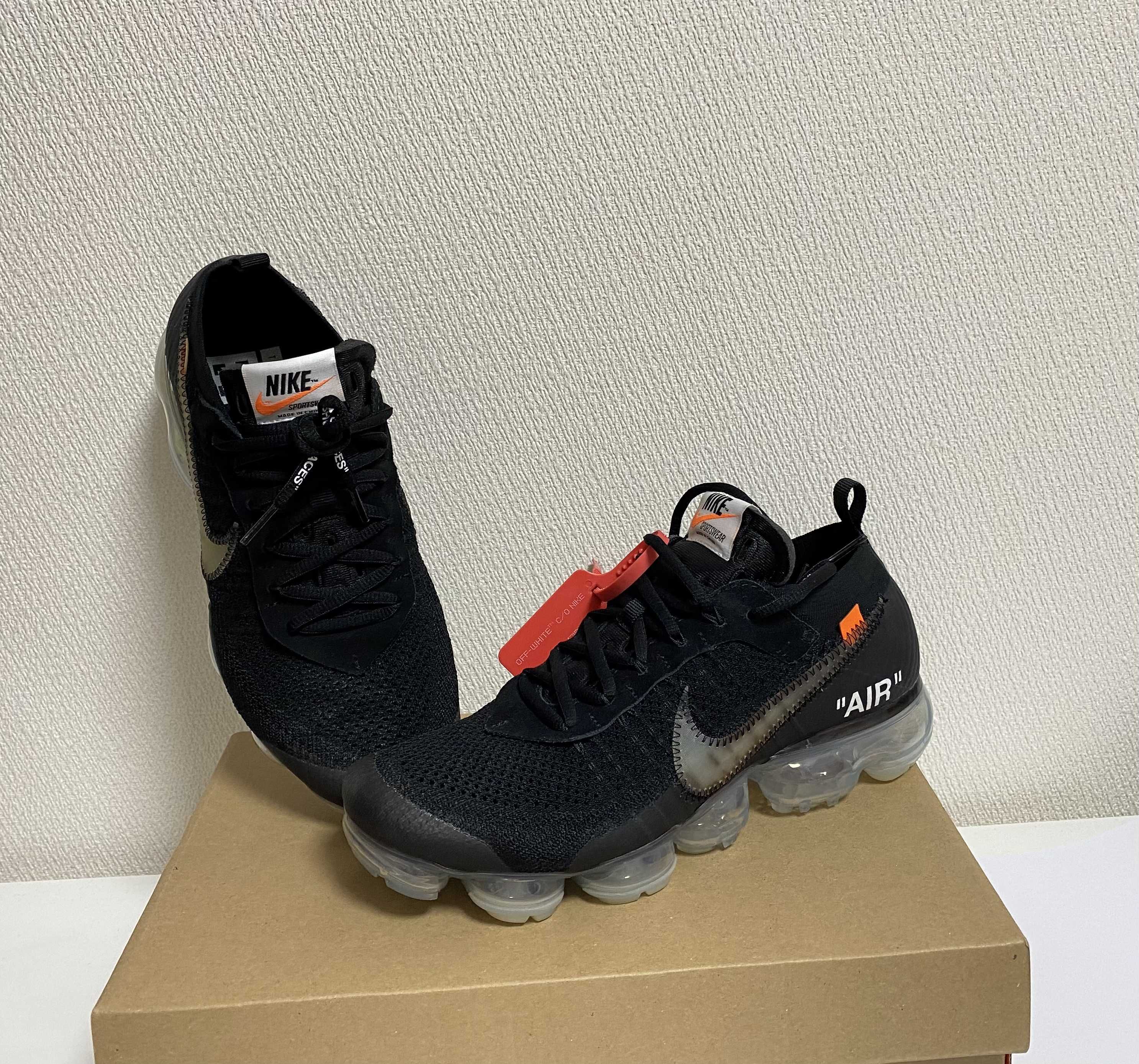 Off-White × Nike Air Vapormax "Black/Total Orange/Clear"