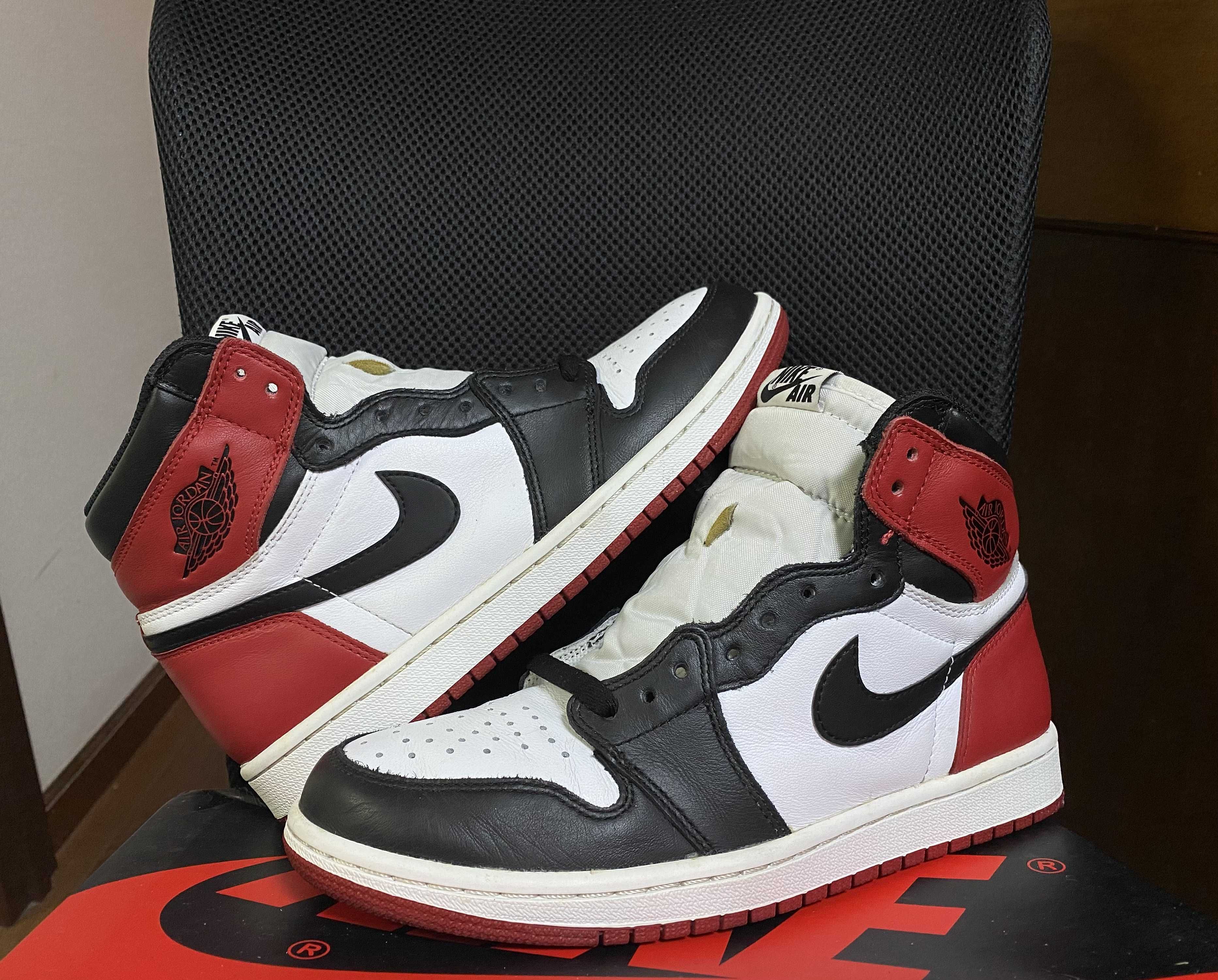 Nike Air Jordan 1 Retro High OG "Black Toe"(2016)