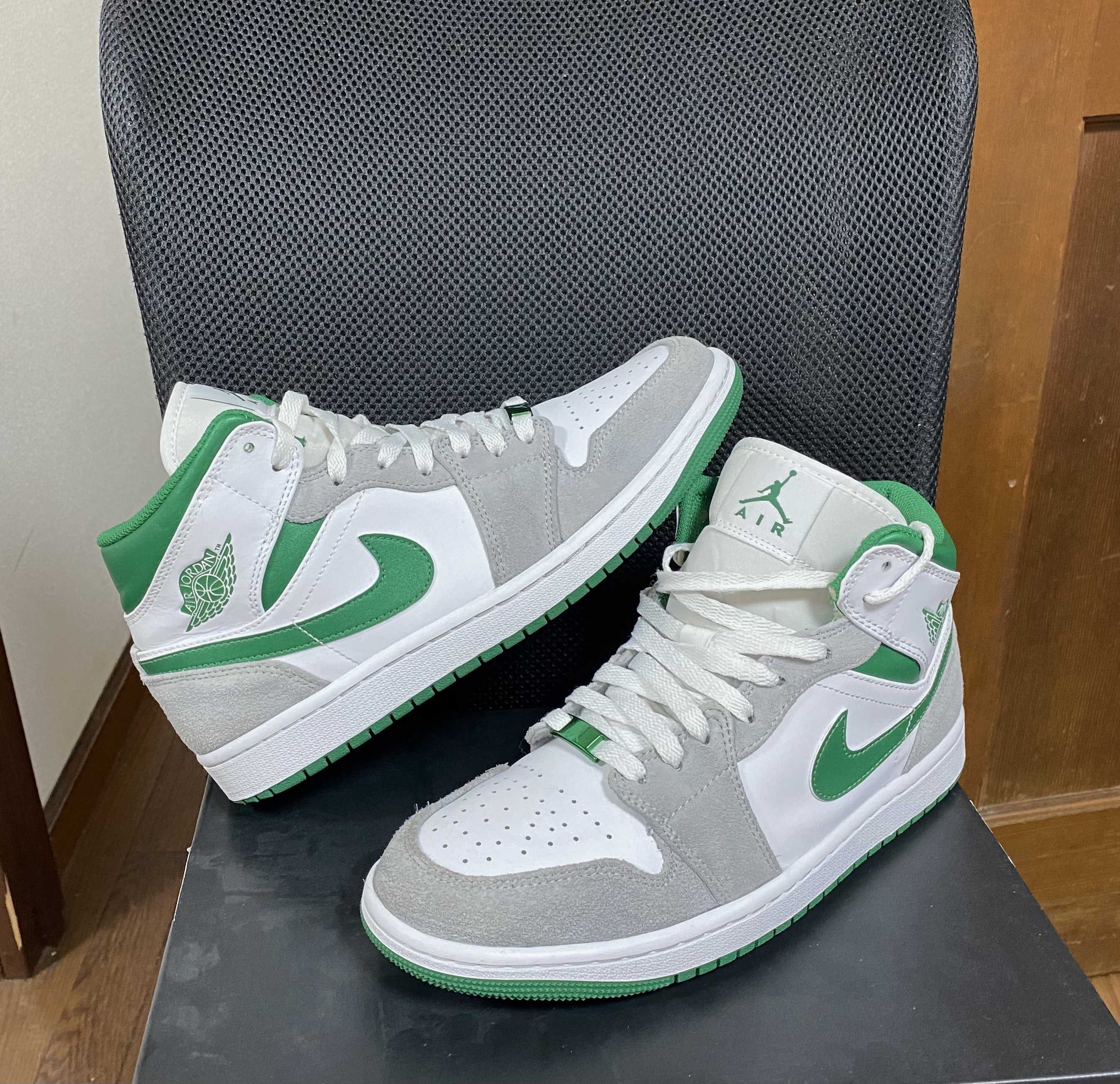 Nike Air Jordan 1 Mid "Green Grey White"