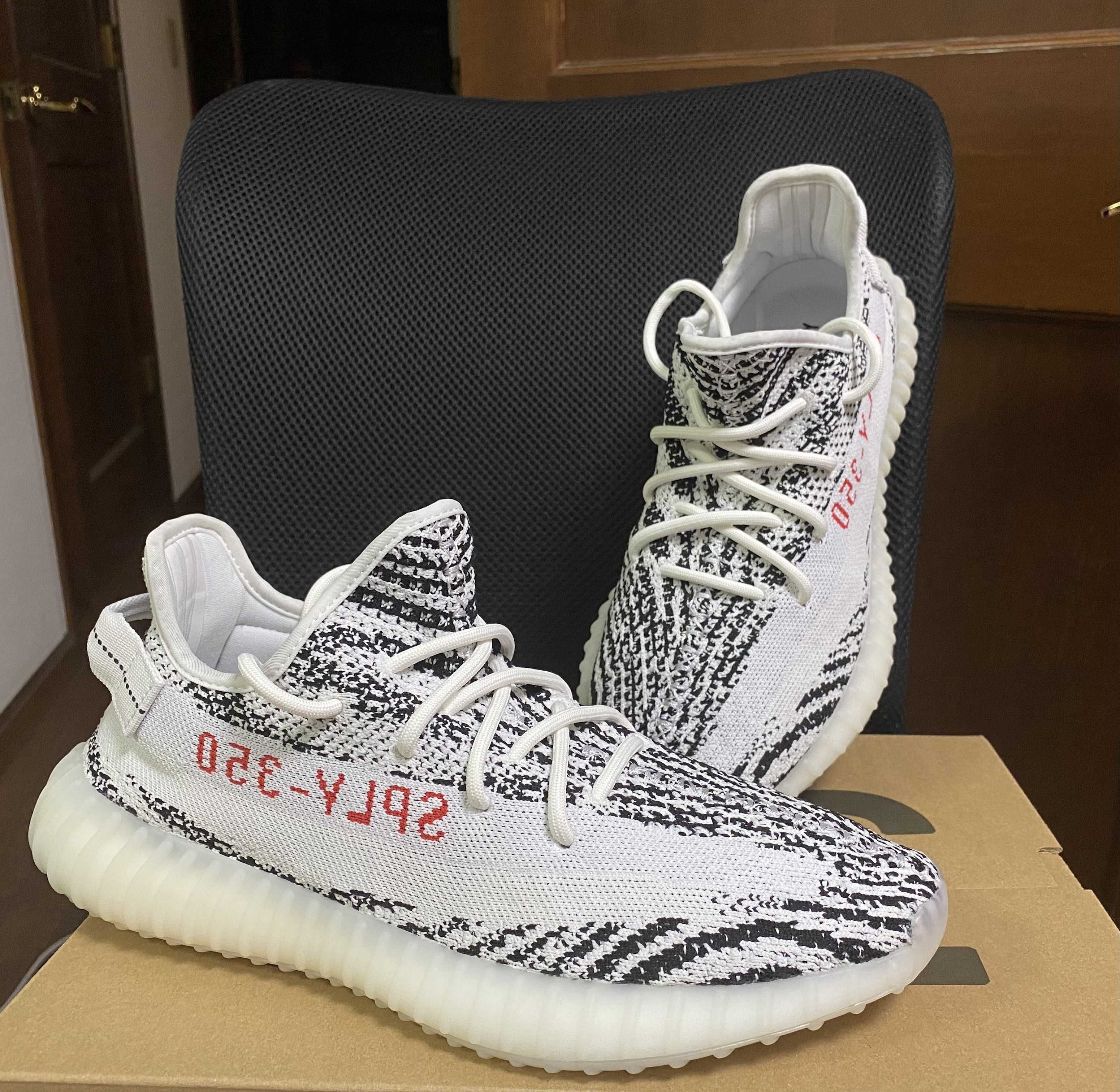 adidas YEEZY Boost 350 V2 "Zebra"