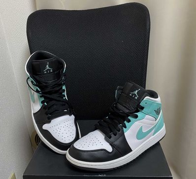 Nike Air Jordan 1 Mid "Tropical Twist"