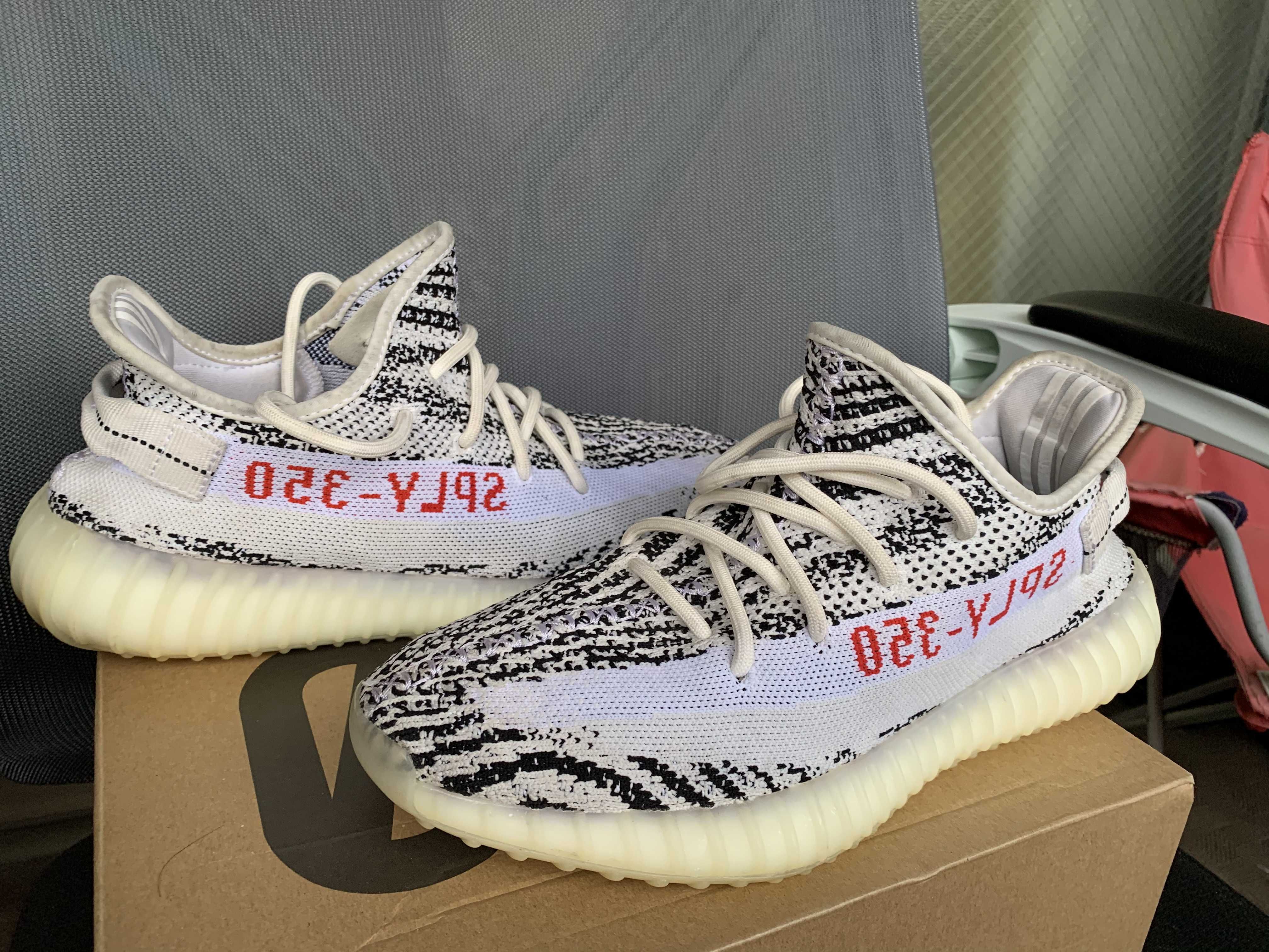 adidas YEEZY Boost 350 V2 "Zebra"