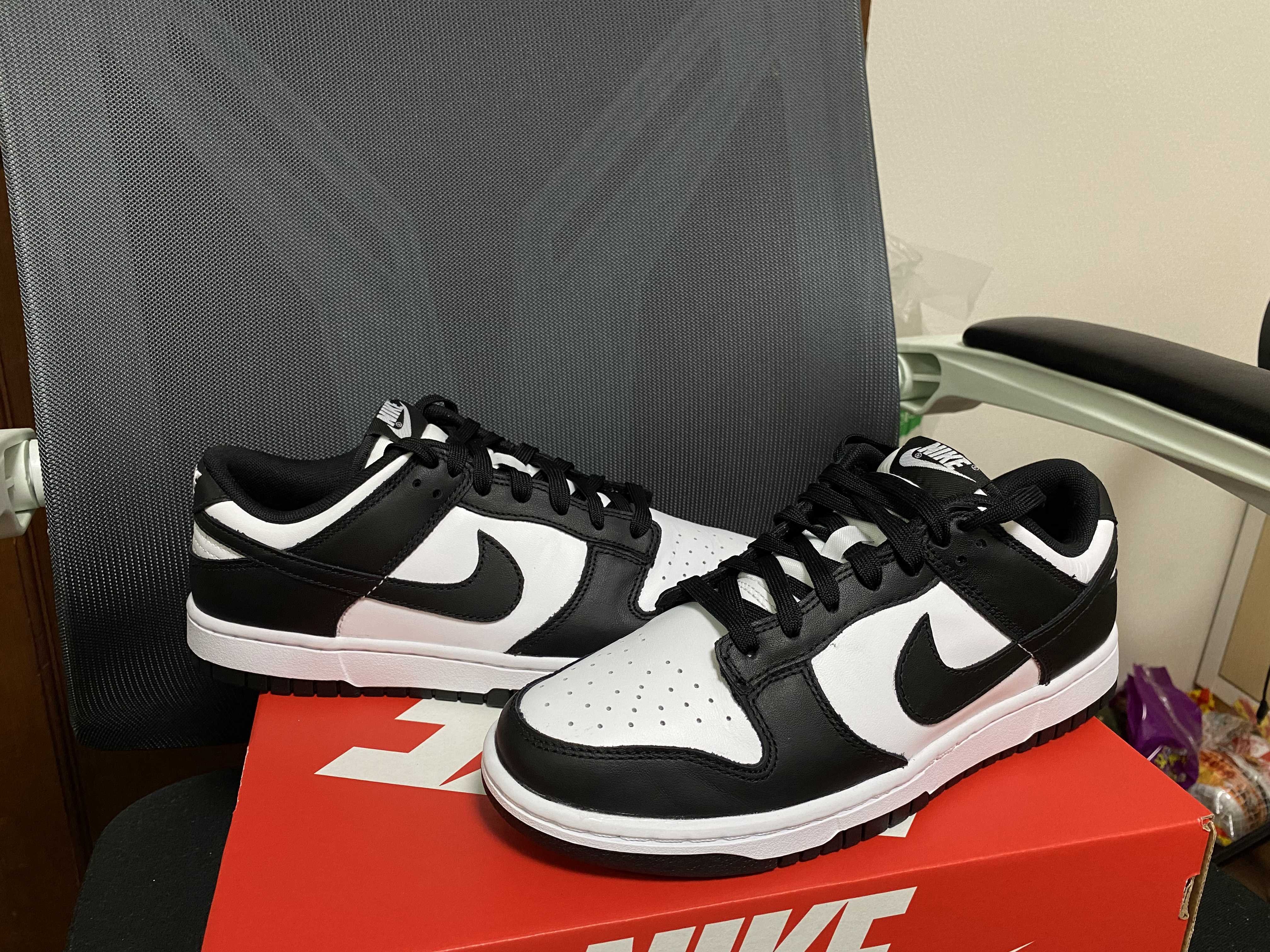Nike Dunk Low Retro "Panda/White/Black"