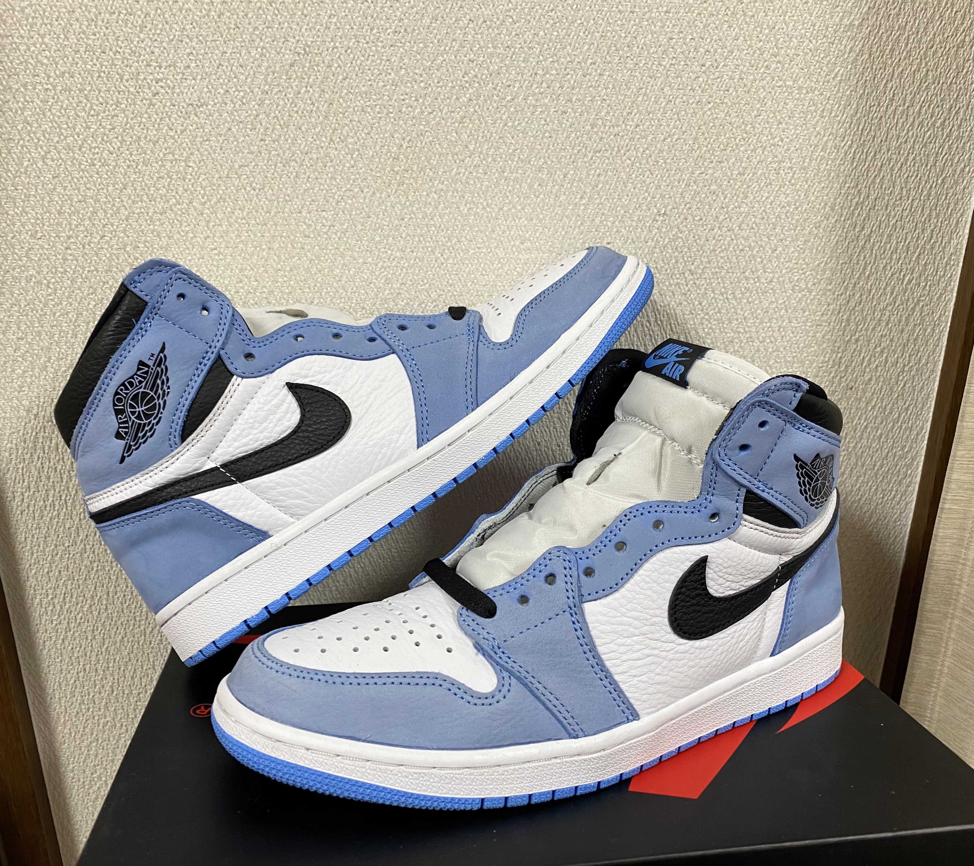Nike Air Jordan 1 High OG "University Blue"