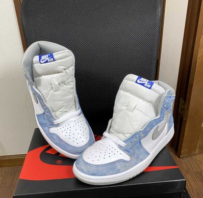 Nike Air Jordan 1 High OG "Hyper Royal"