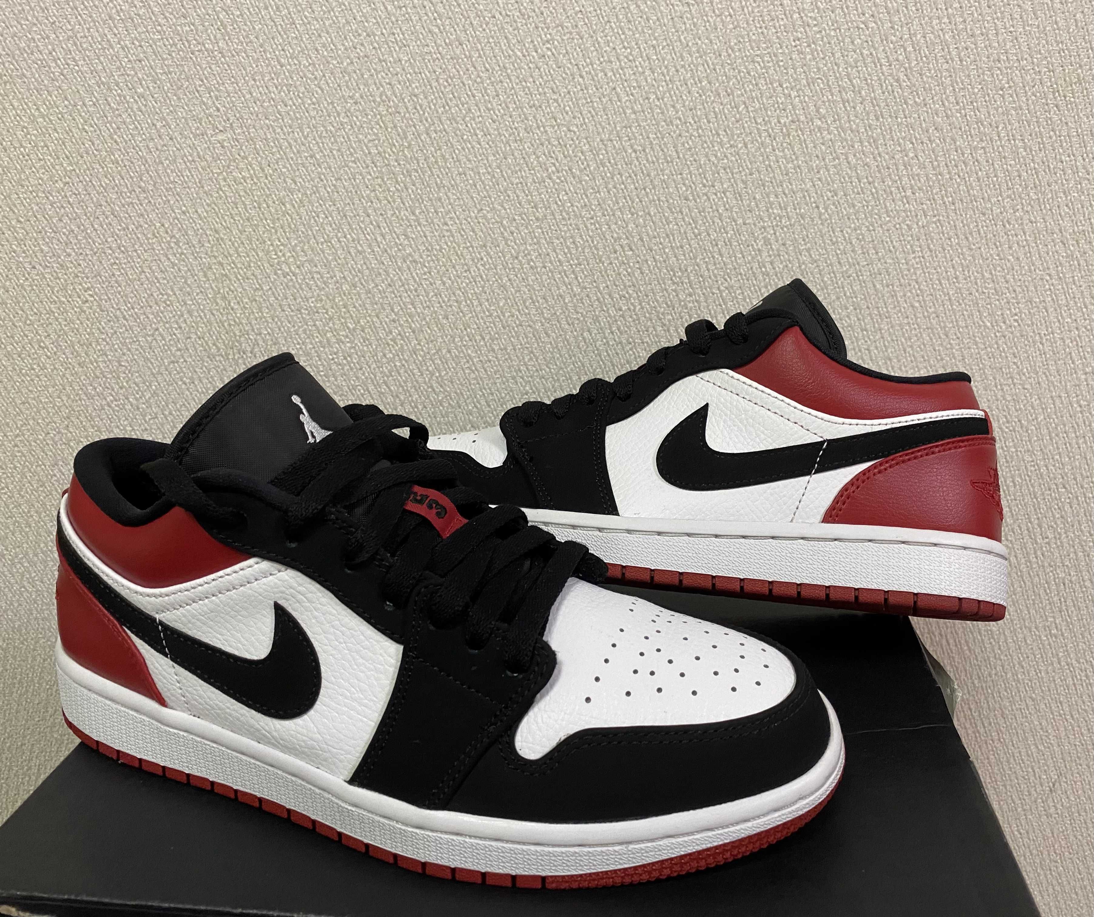 Nike Air Jordan 1 Low "Black Toe"