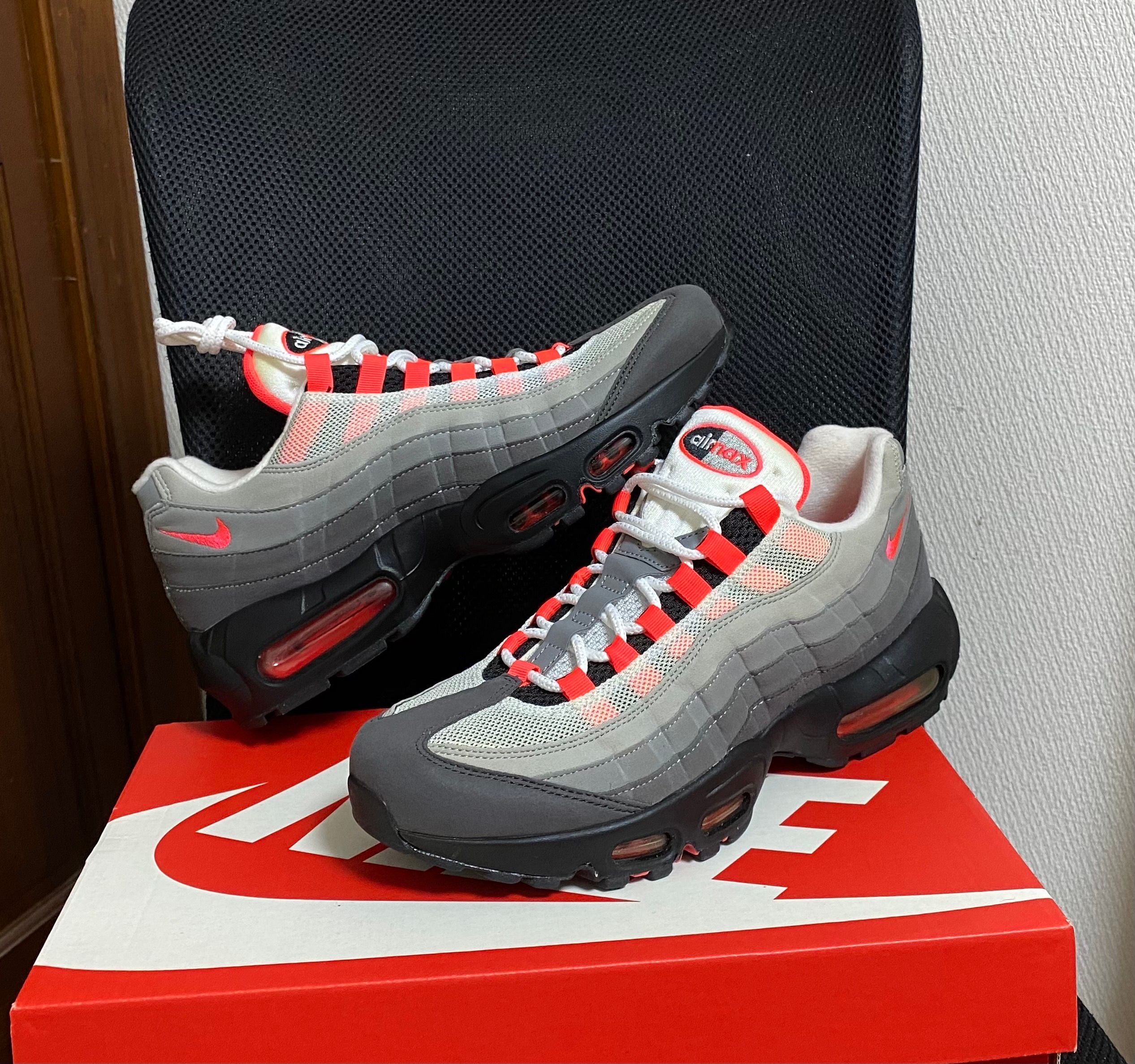 Nike Air Max 95 OG "White/Solar Red"