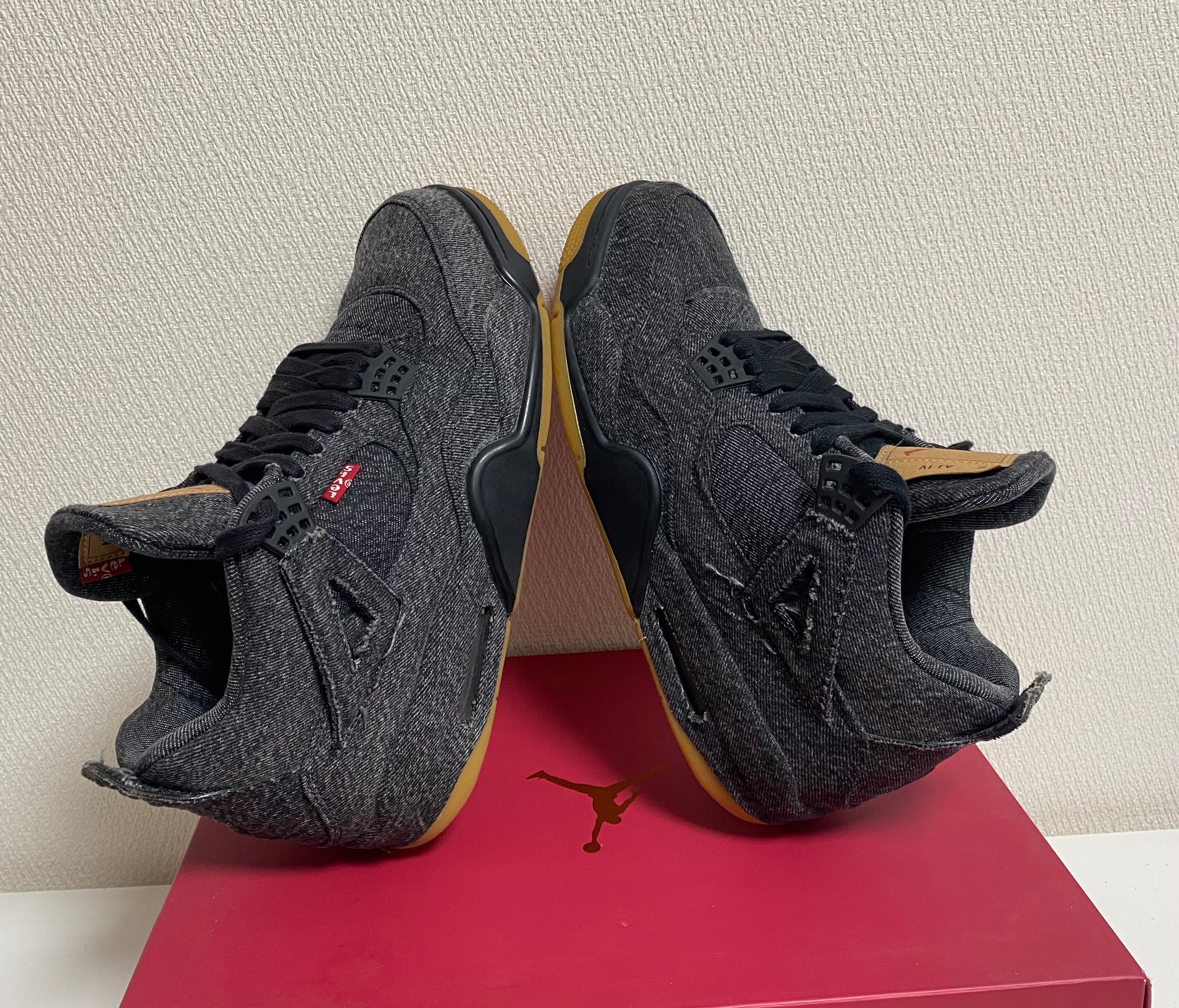 Nike × Levi's Air Jordan 4 "Black Denim" (Tag: LEVIS®)
