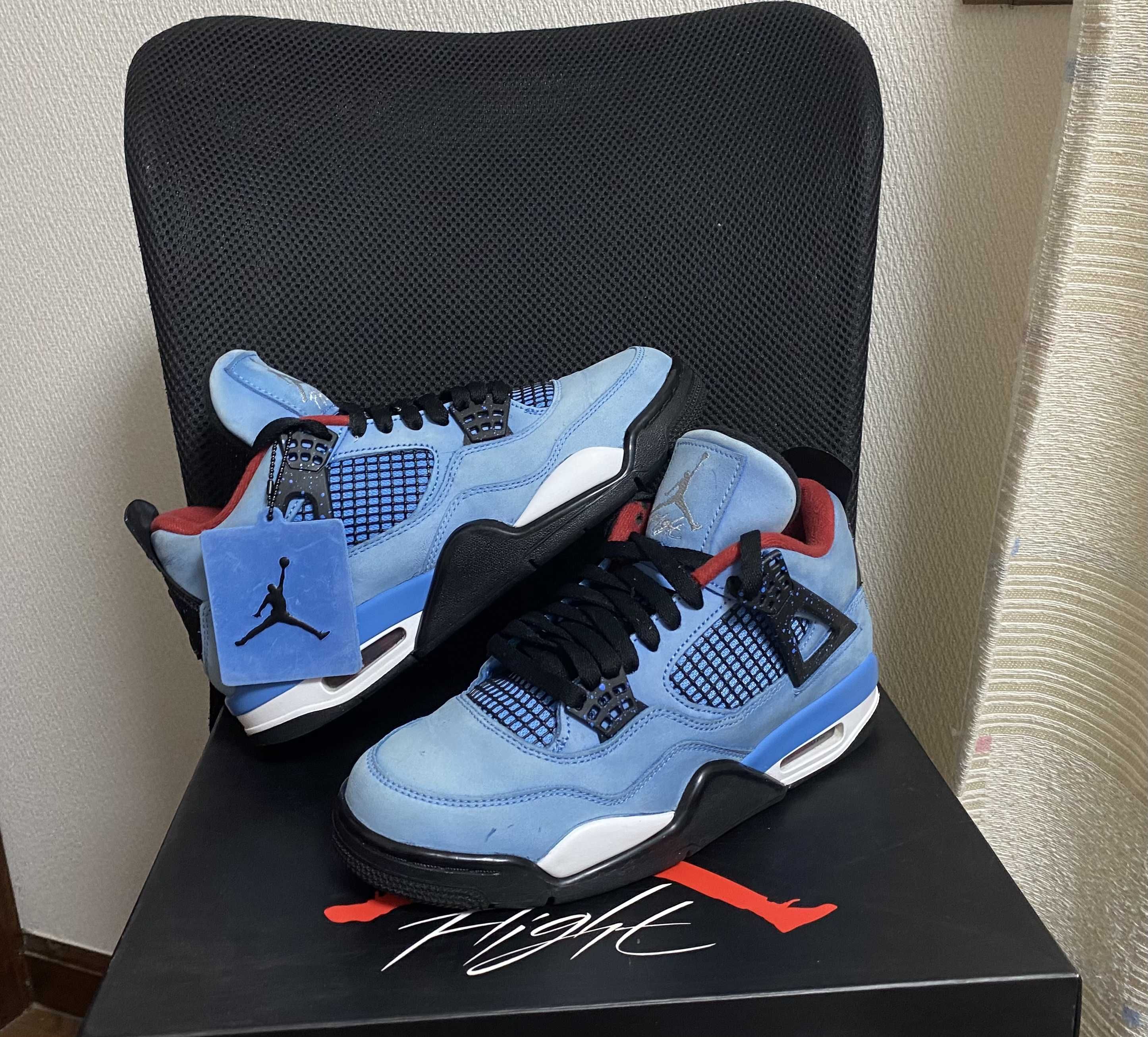 Travis Scott × Nike Air Jordan 4 Retro Cactus Jack "University Blue"