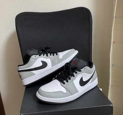 NIKE AIR JORDAN 1 LOW "LIGHT SMOKE GREY"