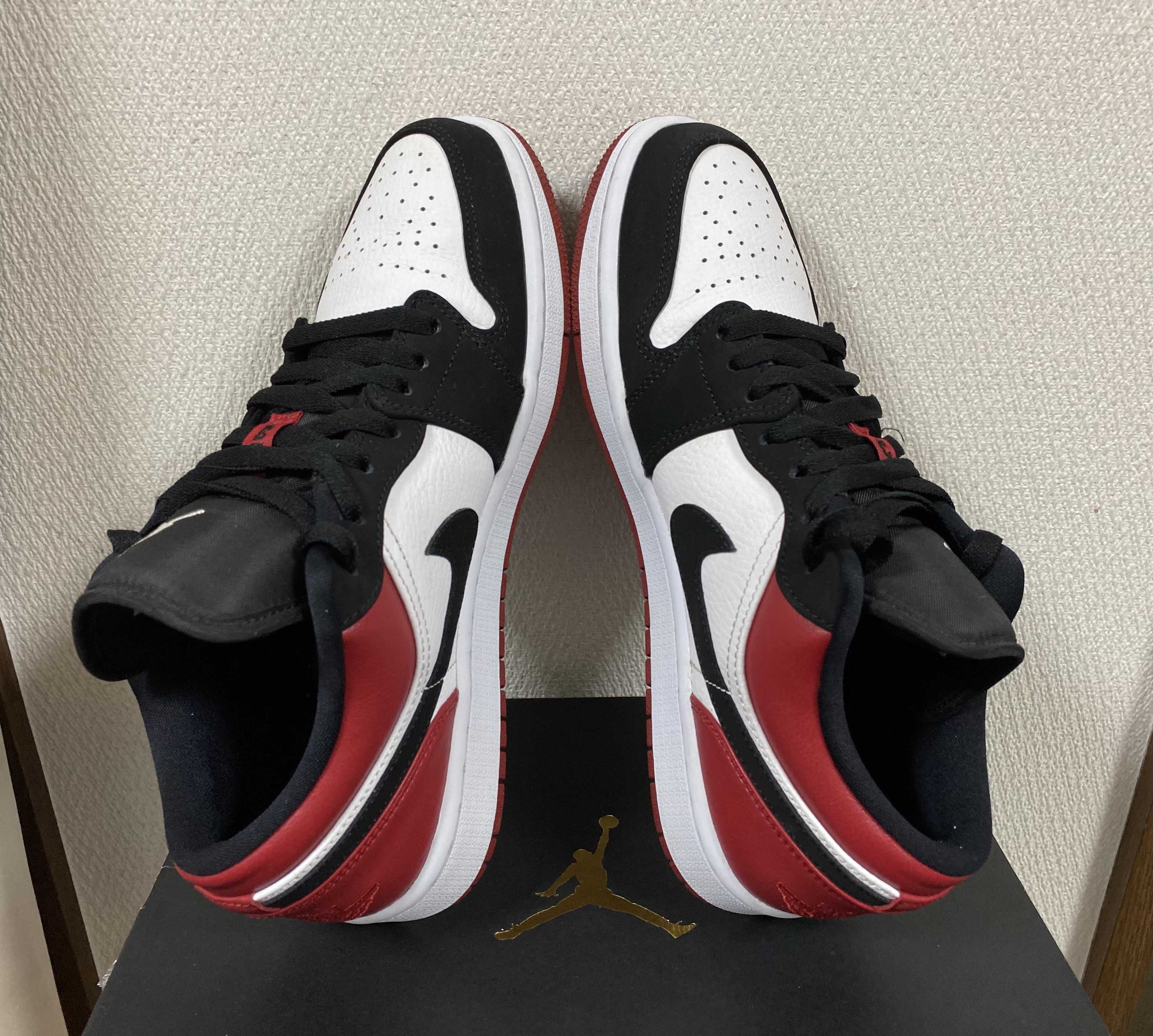 Nike Air Jordan 1 Low "Black Toe"