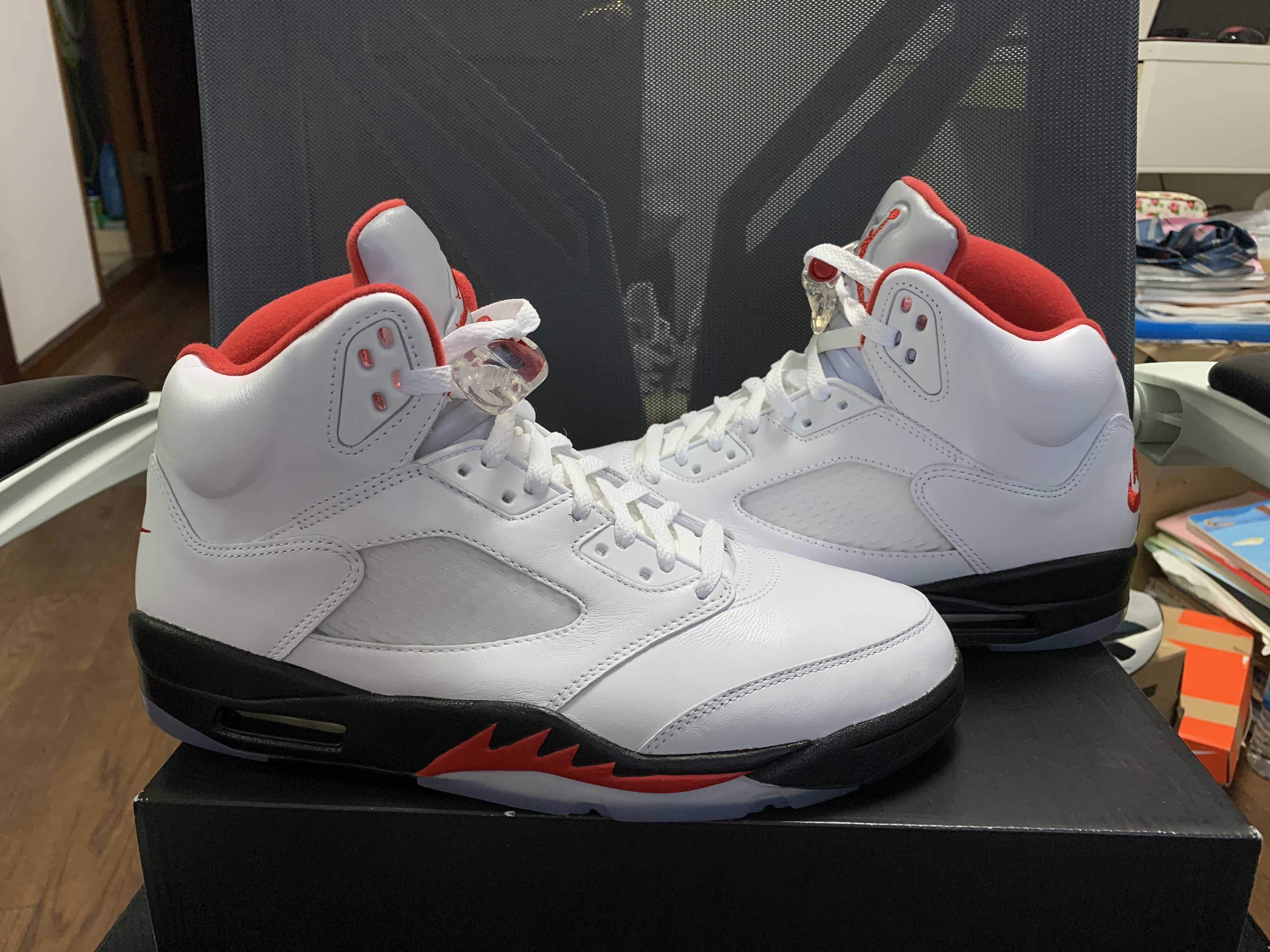 Nike Air Jordan 5 Retro "Fire Red" (2020)