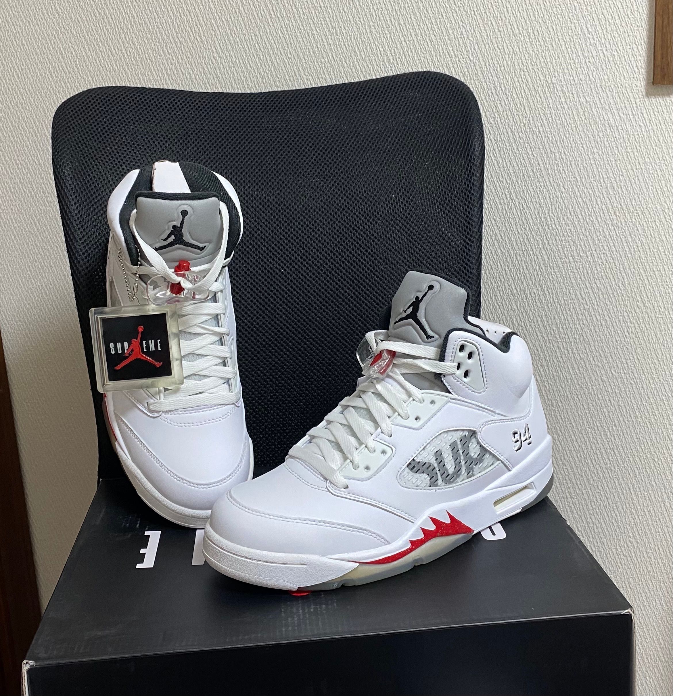 Supreme × Nike Air Jordan 5 Retro "White"