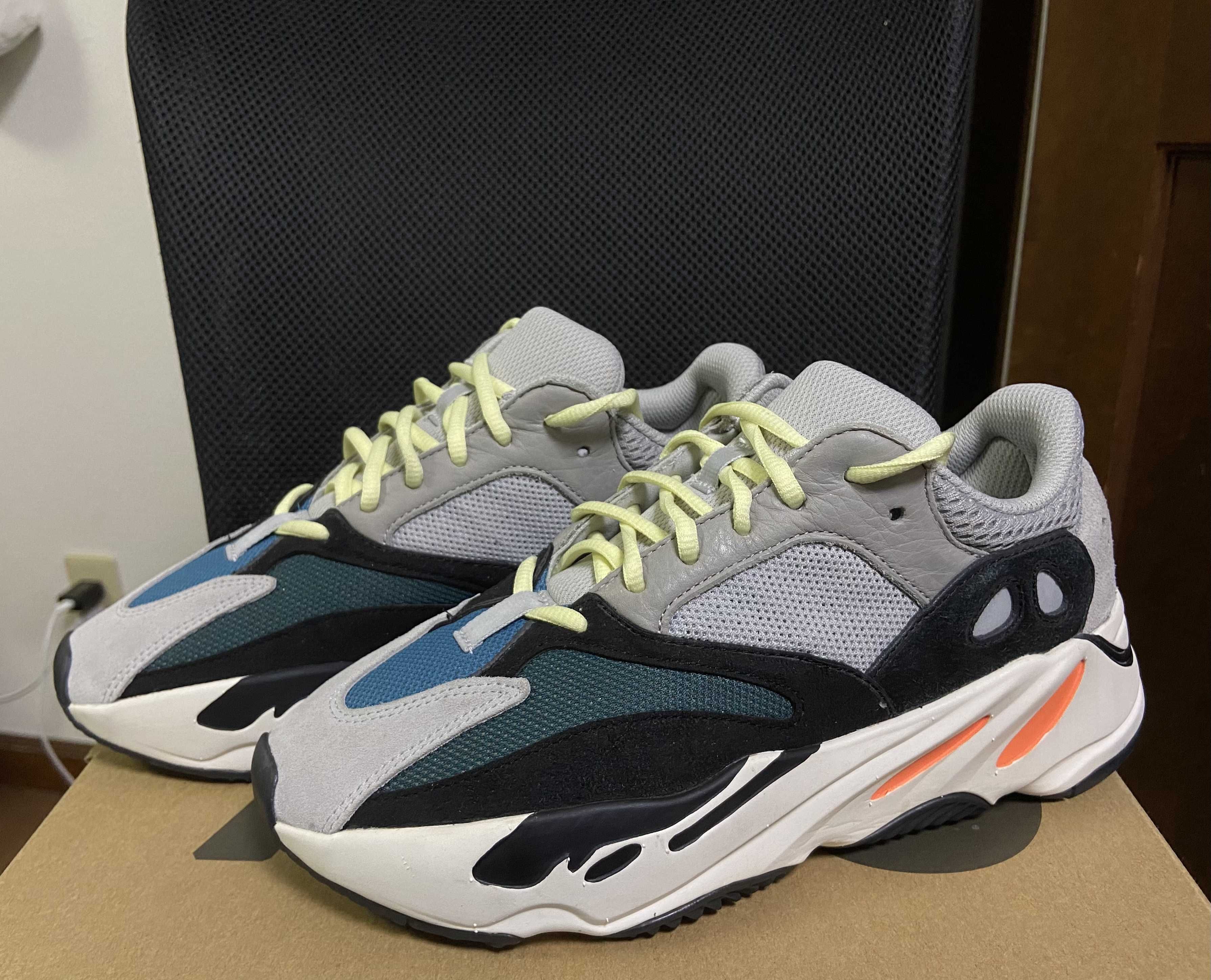 adidas YEEZY Boost 700 "Wave Runner"