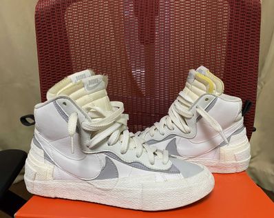 sacai × NIKE BLAZER MID "WHITE/WOLF GREY"