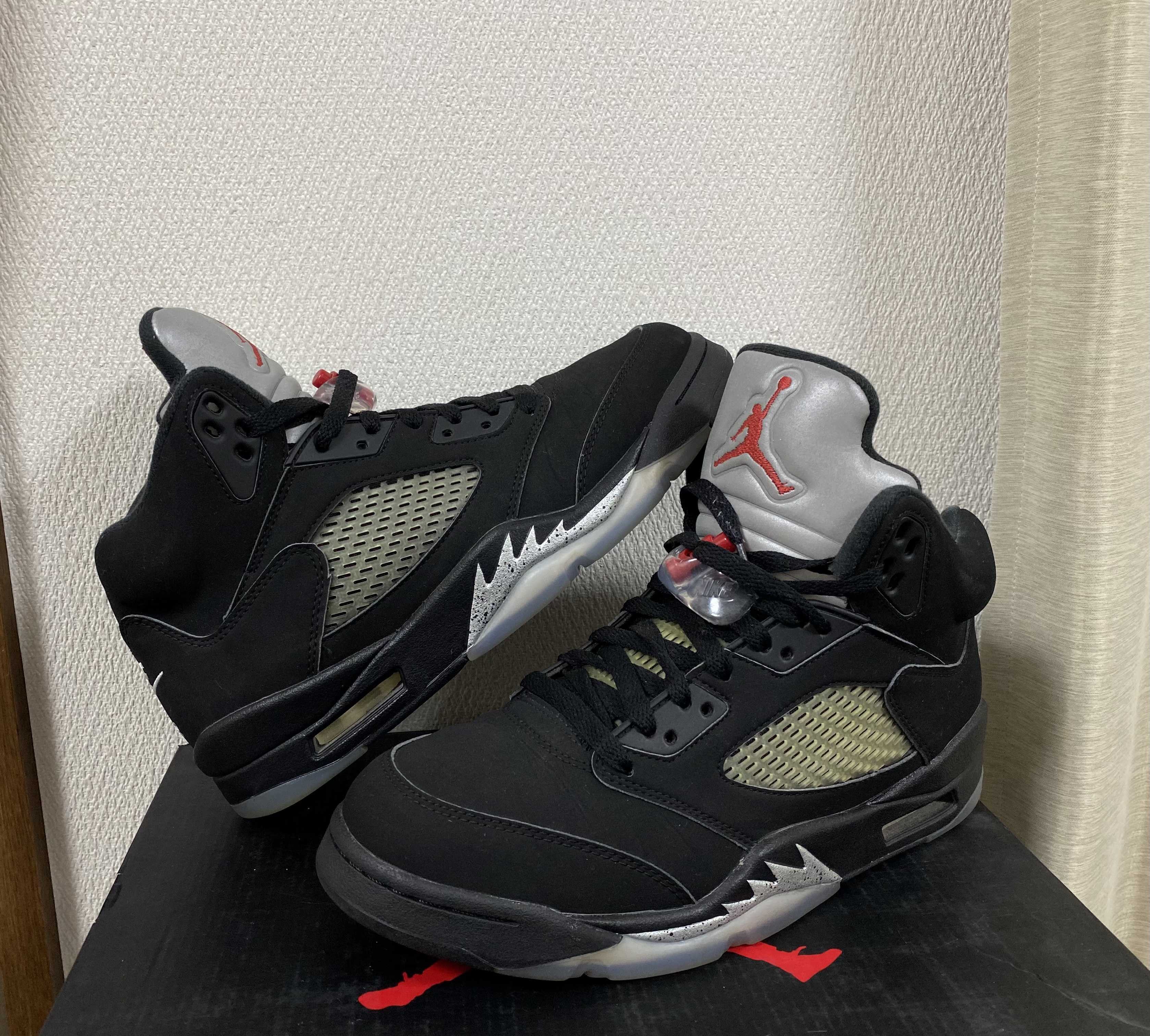 Nike Air Jordan 5 Retro OG "Black/Fire Red/Metallic Silver/White" (2016)