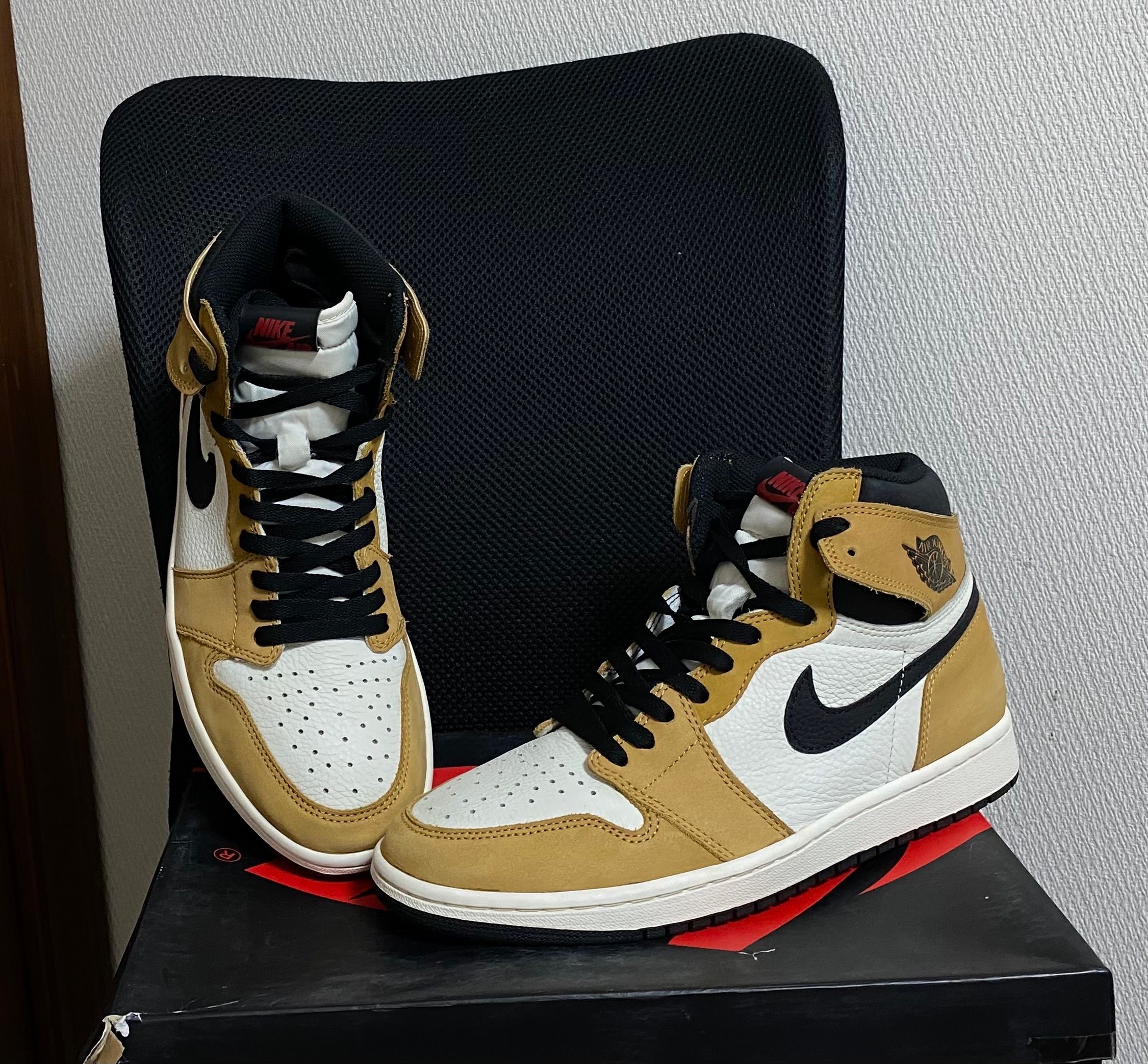 Nike Air Jordan 1 RETRO High "Rookie of The Year"