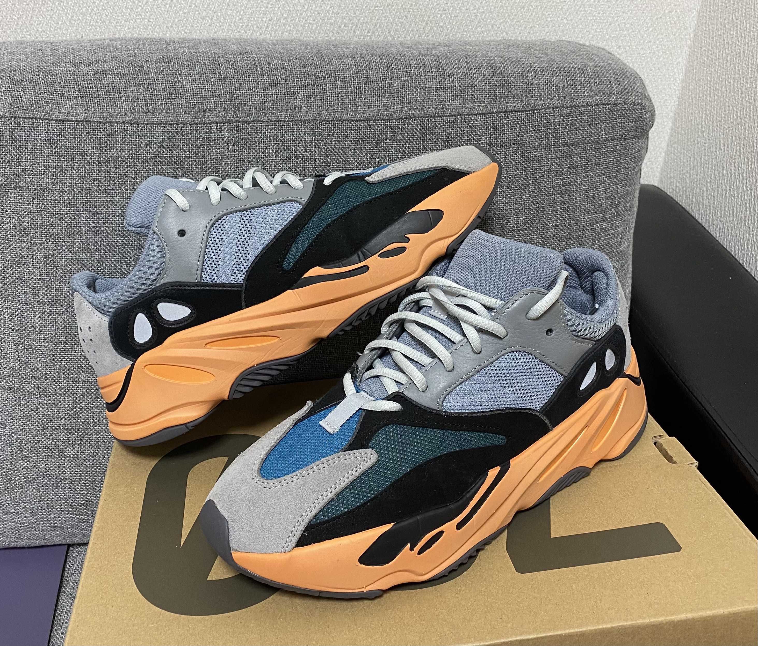 adidas YEEZY Boost 700 "Wash Orange"