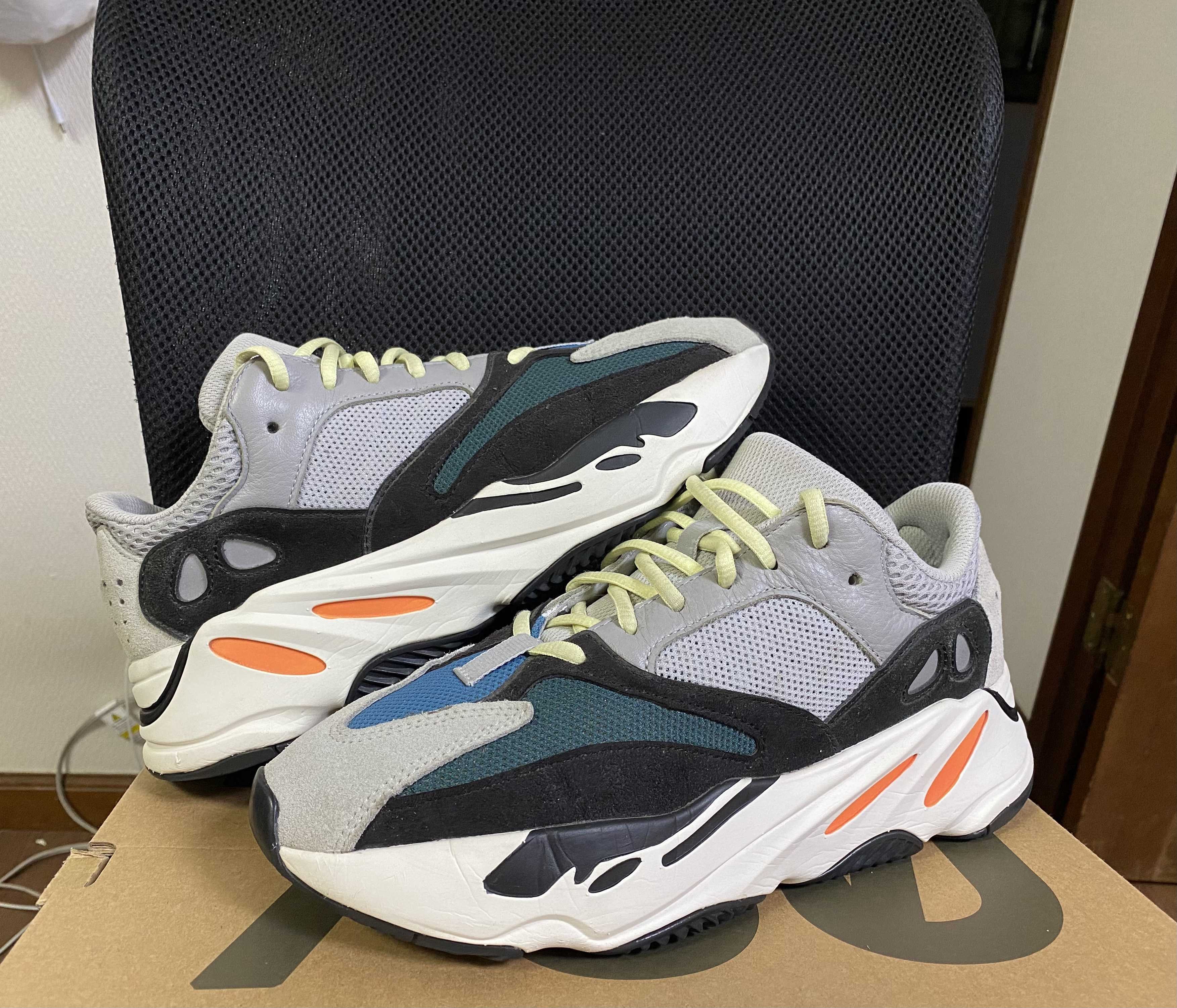 adidas YEEZY Boost 700 "Wave Runner"