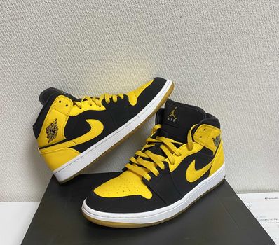 Nike Air Jordan 1 Retro Mid "New Love" (2017)