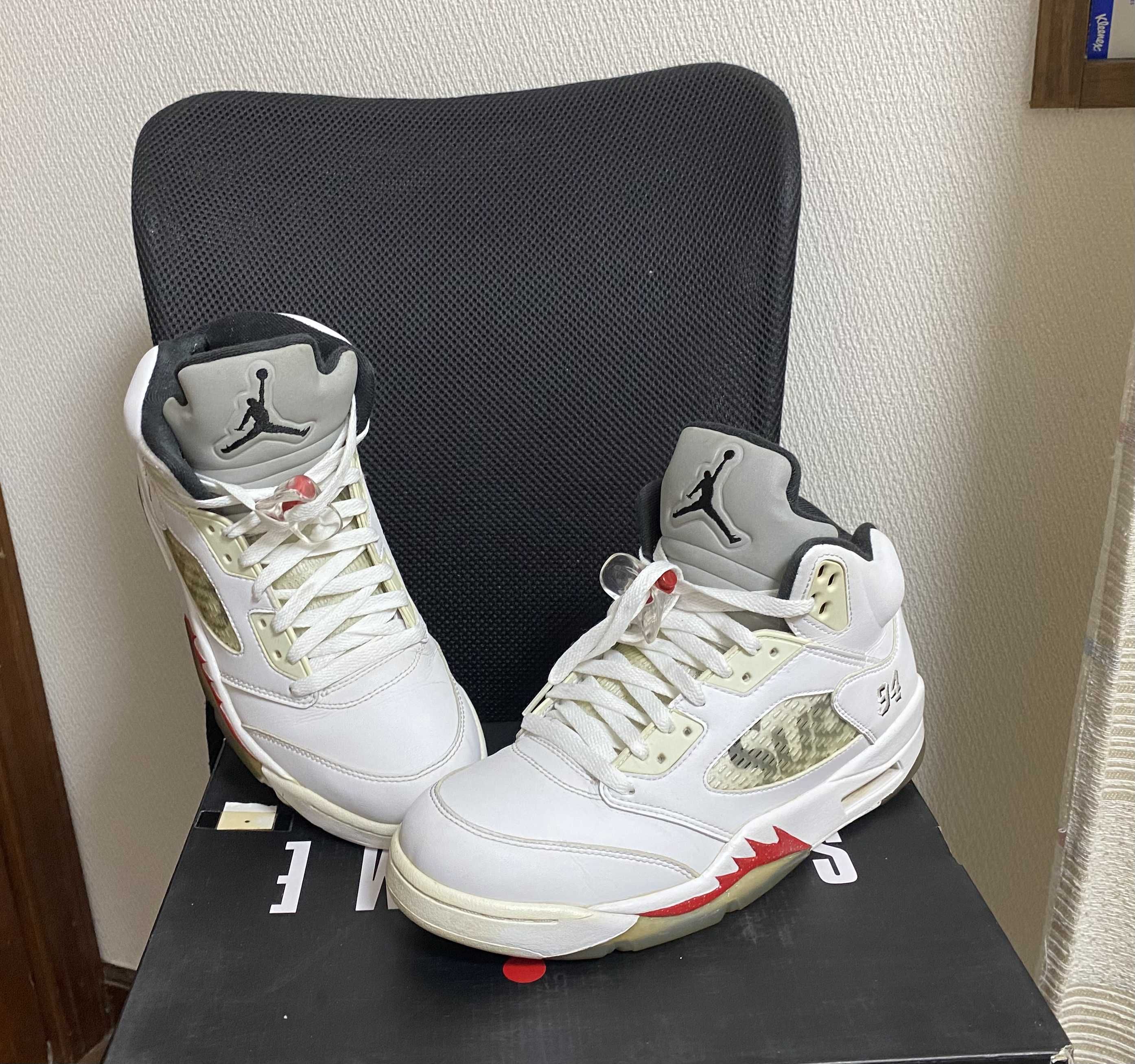 Supreme × Nike Air Jordan 5 Retro "White"