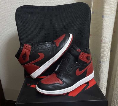 Nike Air Jordan 1 Retro High OG "Bred/Banned" (2016)