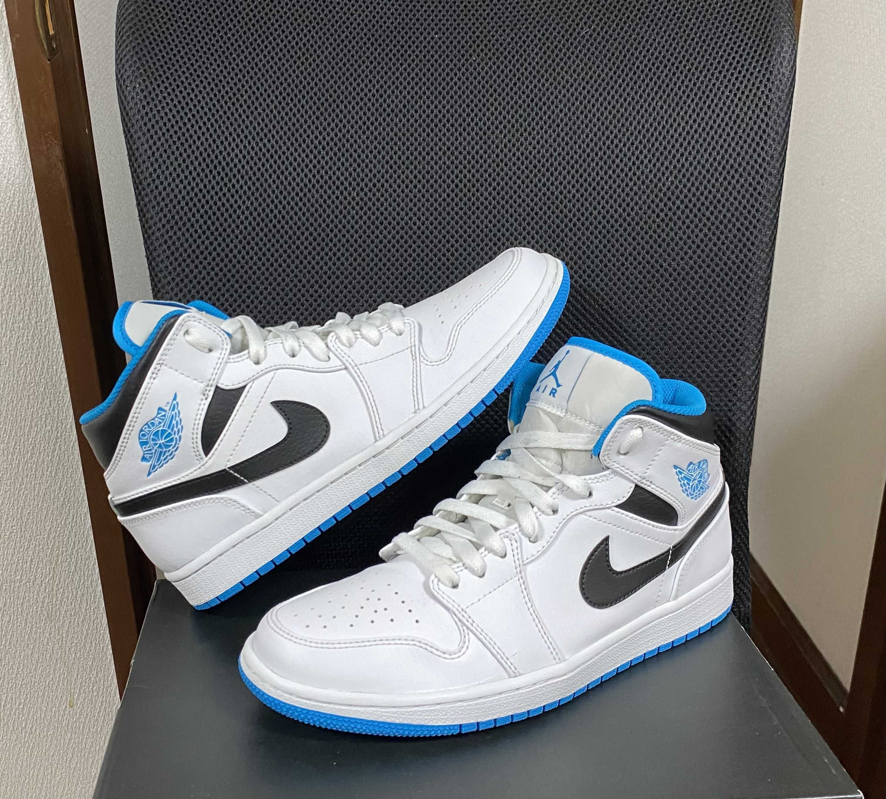 Nike Air Jordan 1 Mid "White/Laser blue"