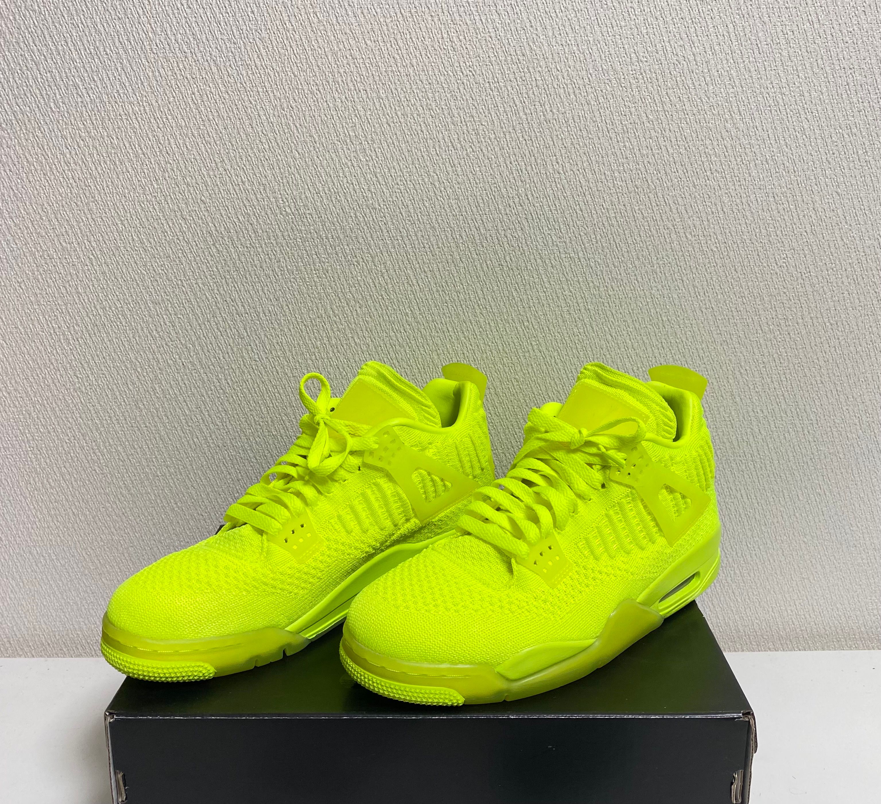 NIKE AIR JORDAN 4 RETRO FLYKNIT VOLT
